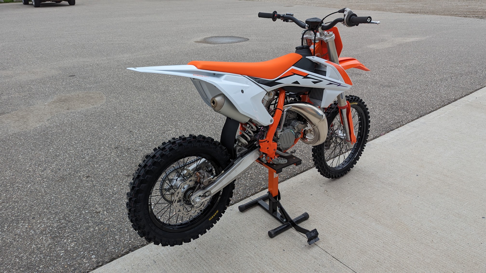 2024 KTM 85 SX 19/16 - Ride Into Winter Sale! - Photo 9