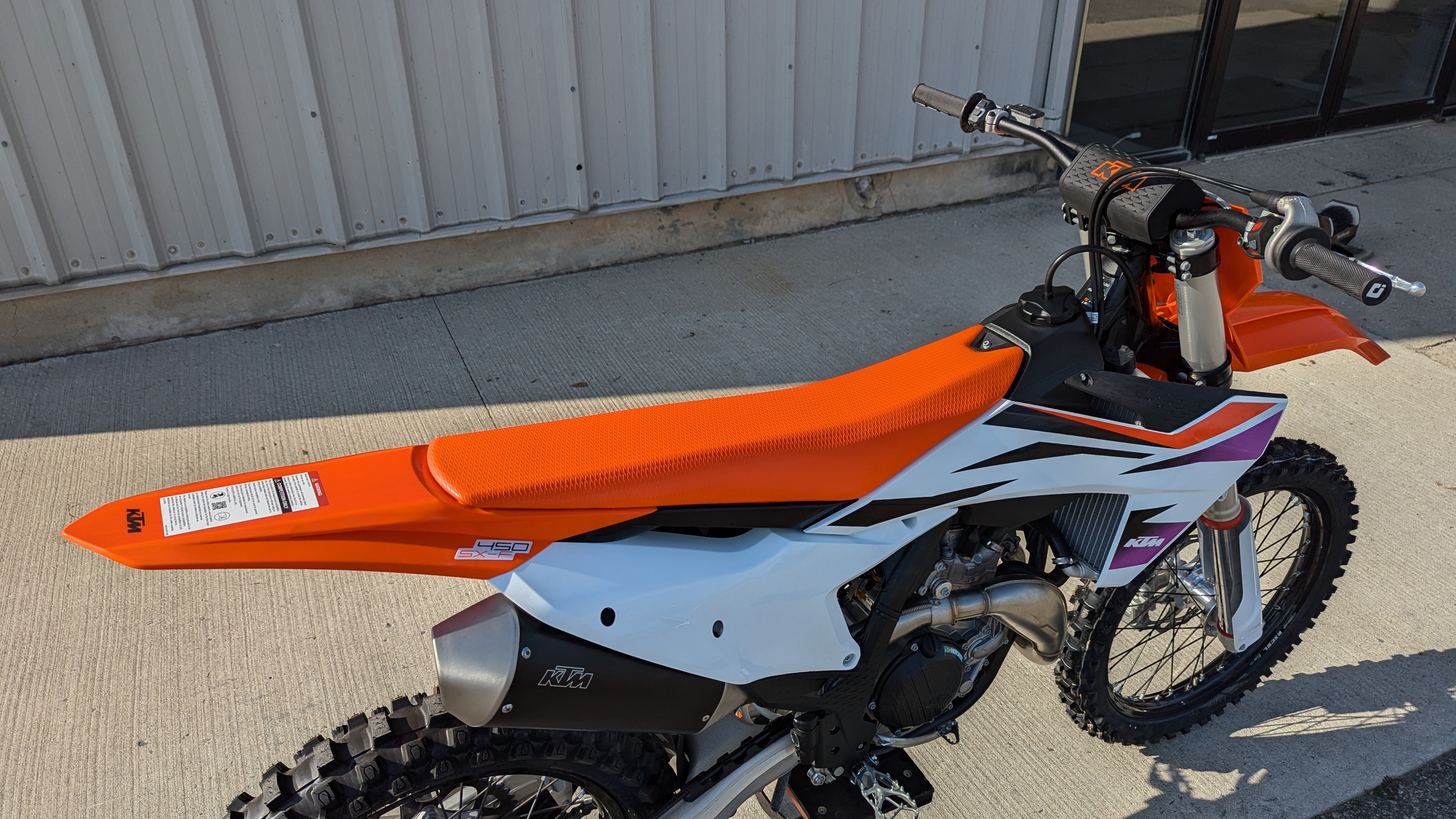 2024 KTM 450 SX-F - Ride Into Winter Sale! - Photo 6