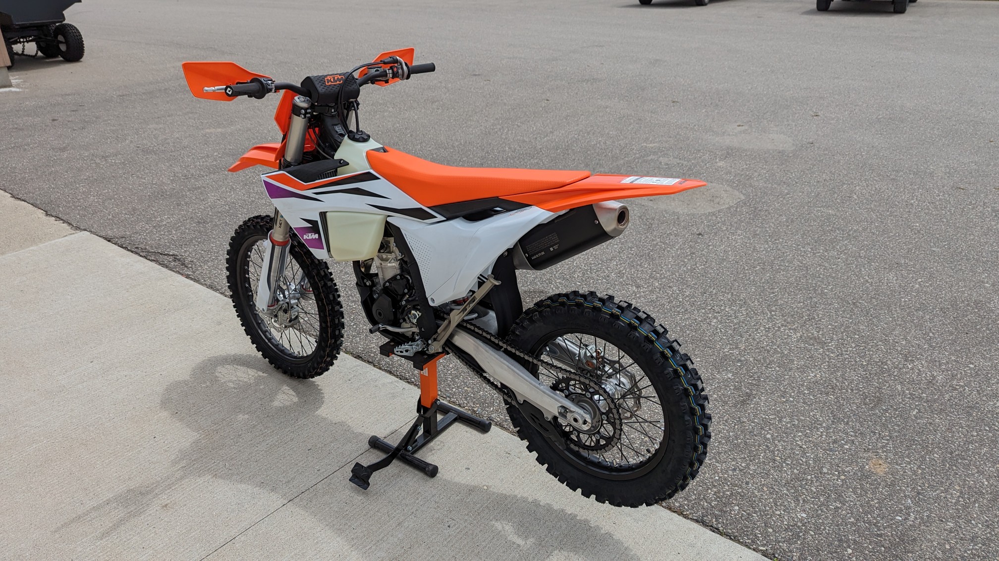 2024 KTM 350 XC-F - Ride Into Winter Sale! - Photo 6