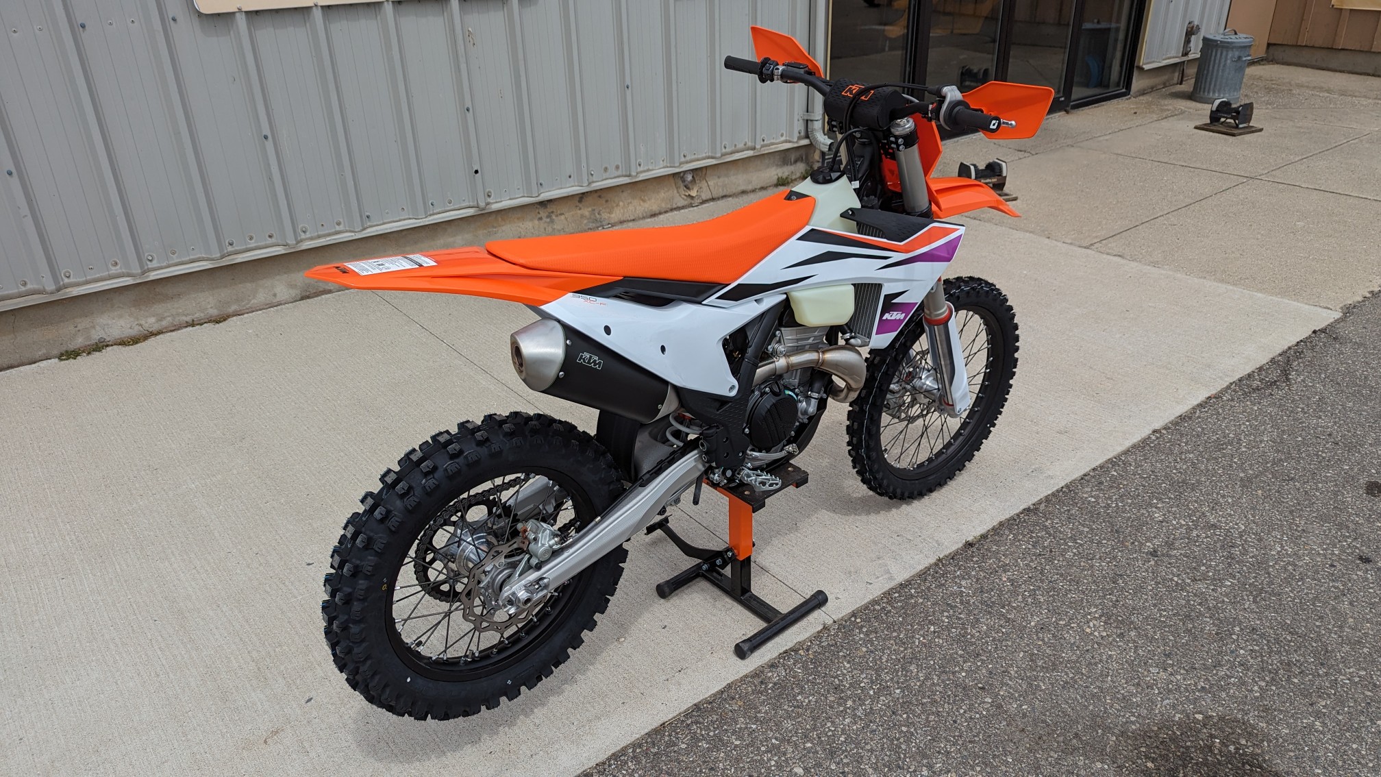 2024 KTM 350 XC-F - Ride Into Winter Sale! - Photo 7