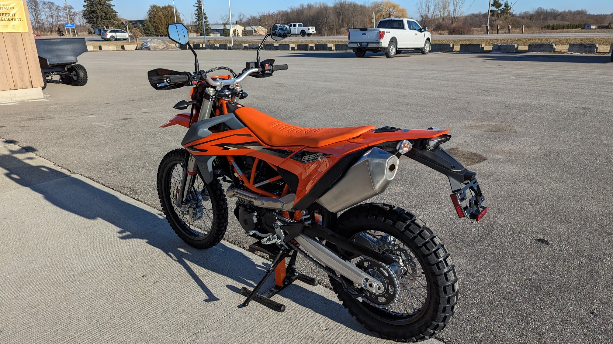 2024 KTM 690 Enduro R - Ride Into Winter Sale! - Photo 6