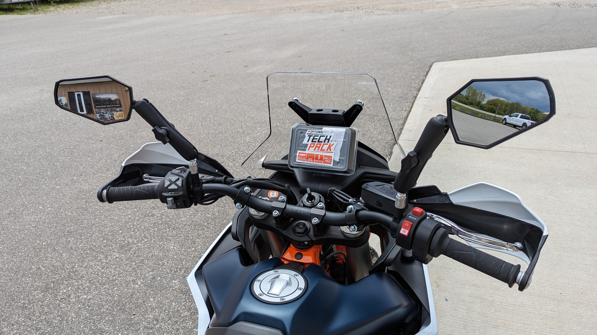 2024 KTM 890 Adventure R - Custom Build - Ride Into Winter Sale! - Photo 11