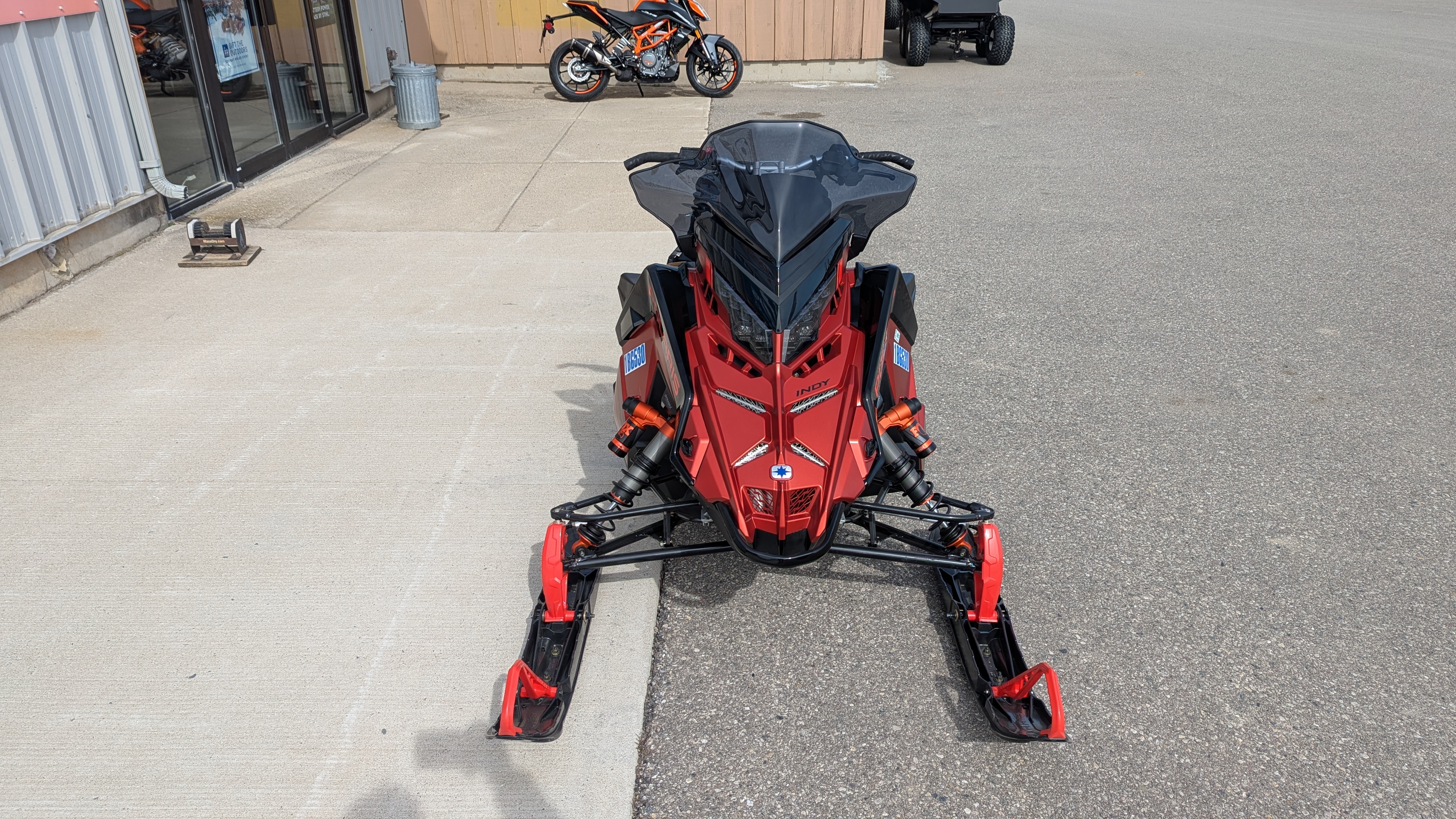 2025 Polaris INDY® VR1 Dynamix 137 850 (Demo) - Holiday Sales Event! - Photo 8