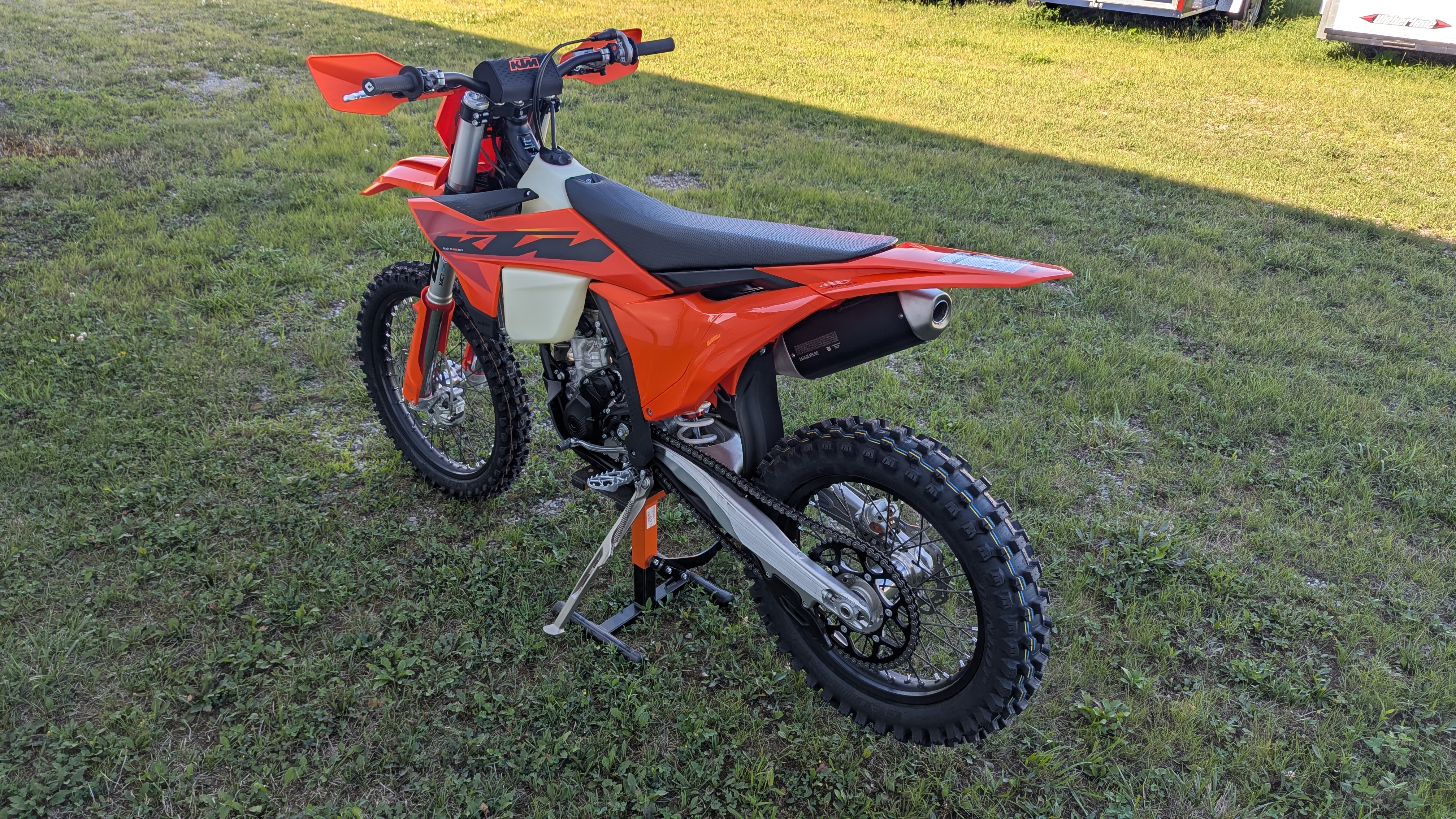 2025 KTM 250 XC-F - Ride Into Winter Sale! - Photo 7