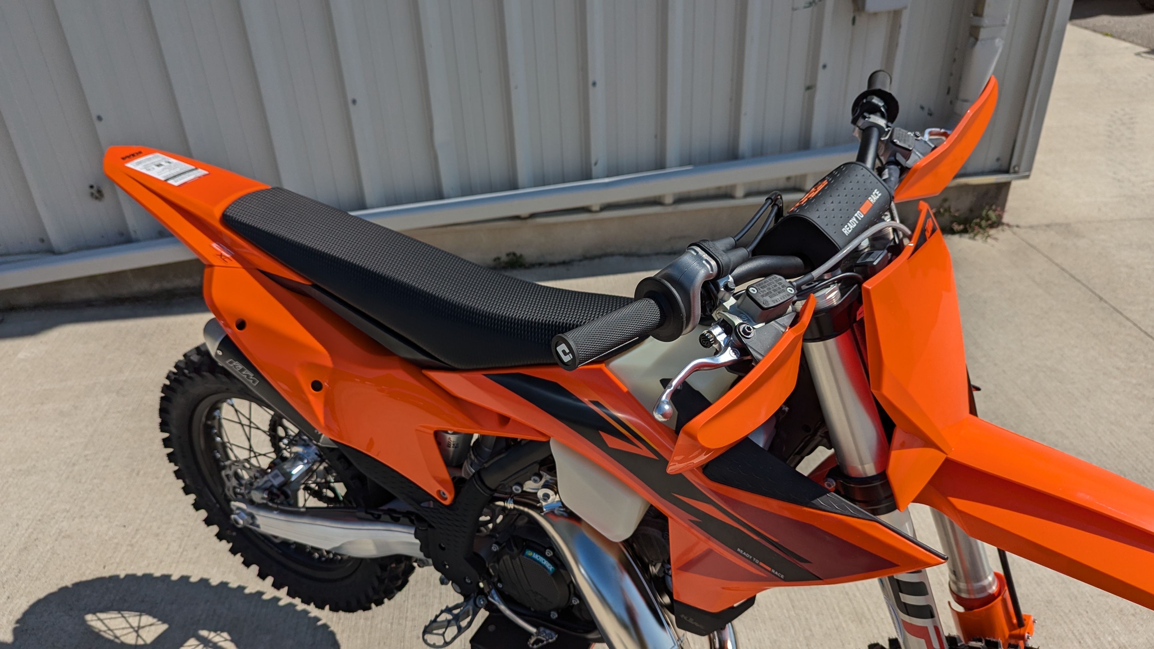 2025 KTM XC 125 - Ride Into Winter Sale! - Photo 7