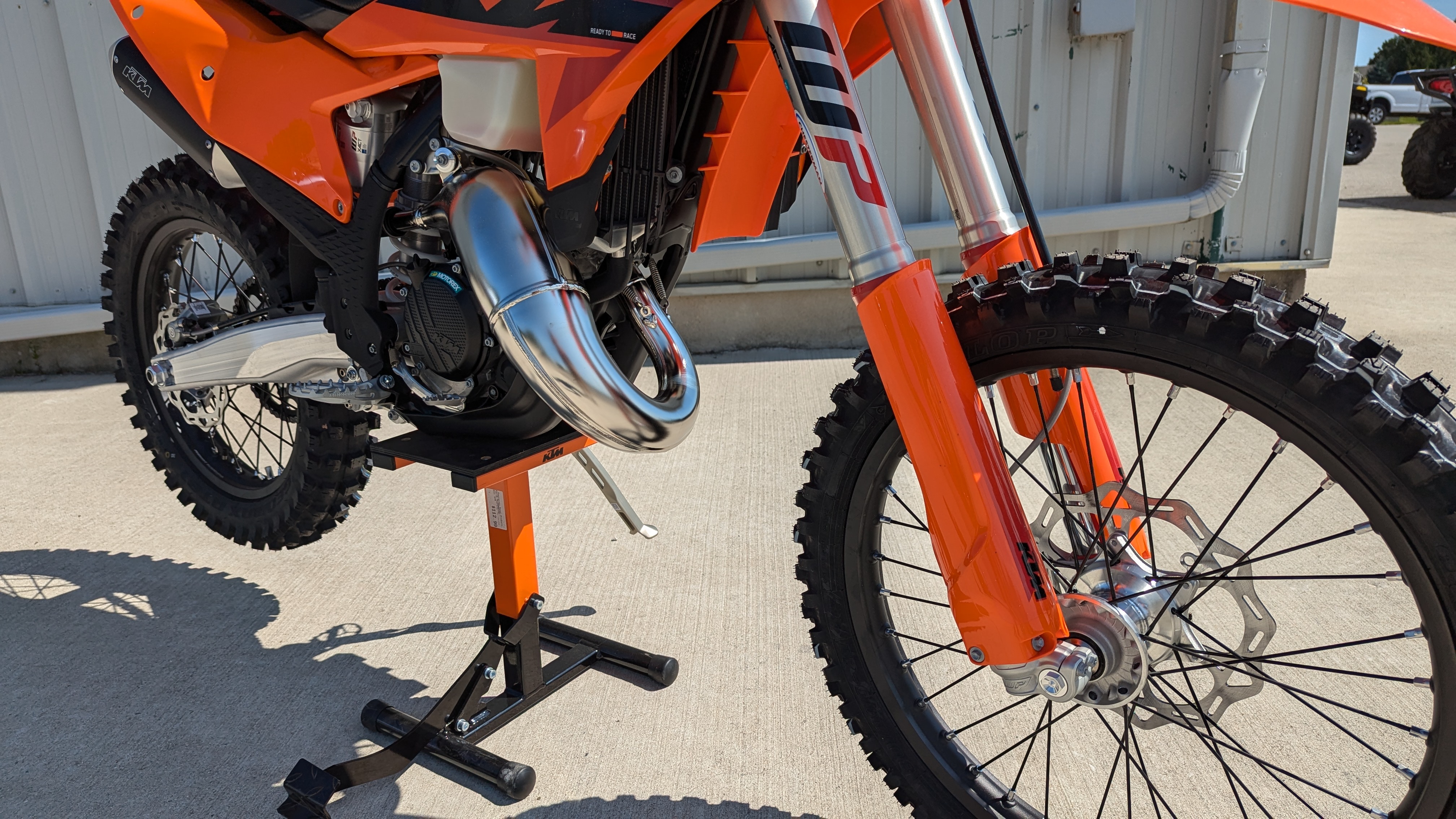 2025 KTM XC 125 - Ride Into Winter Sale! - Photo 8