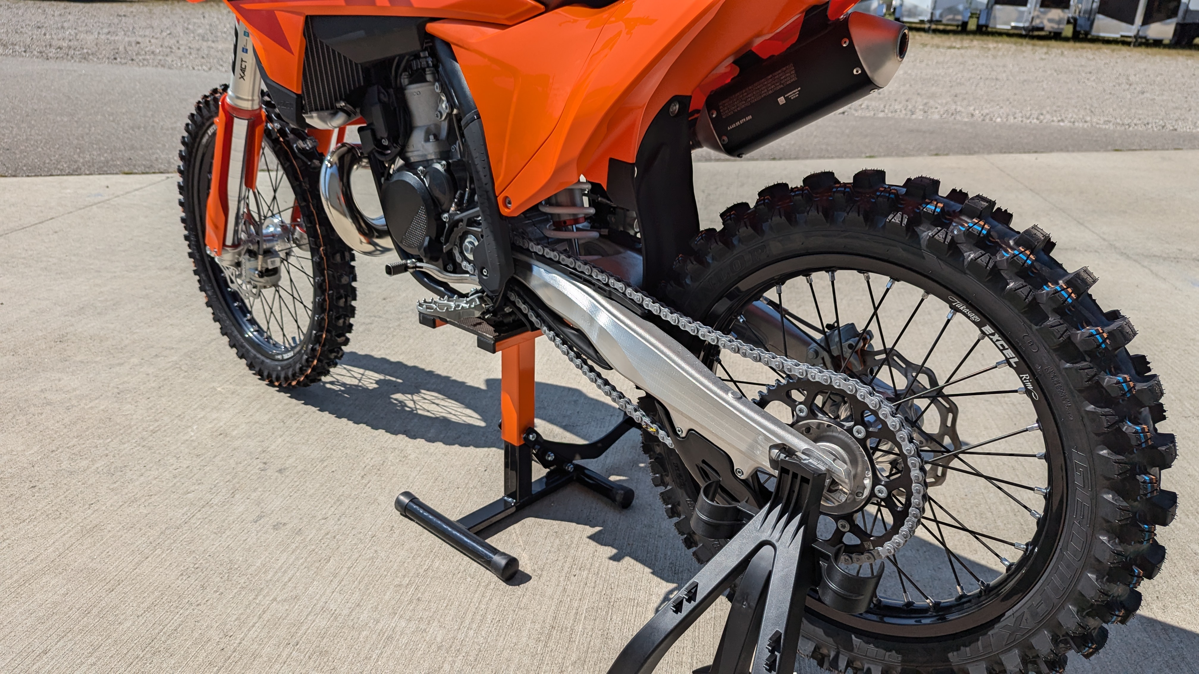 2025 KTM 300 SX - Ride Into Winter Sale! - Photo 5