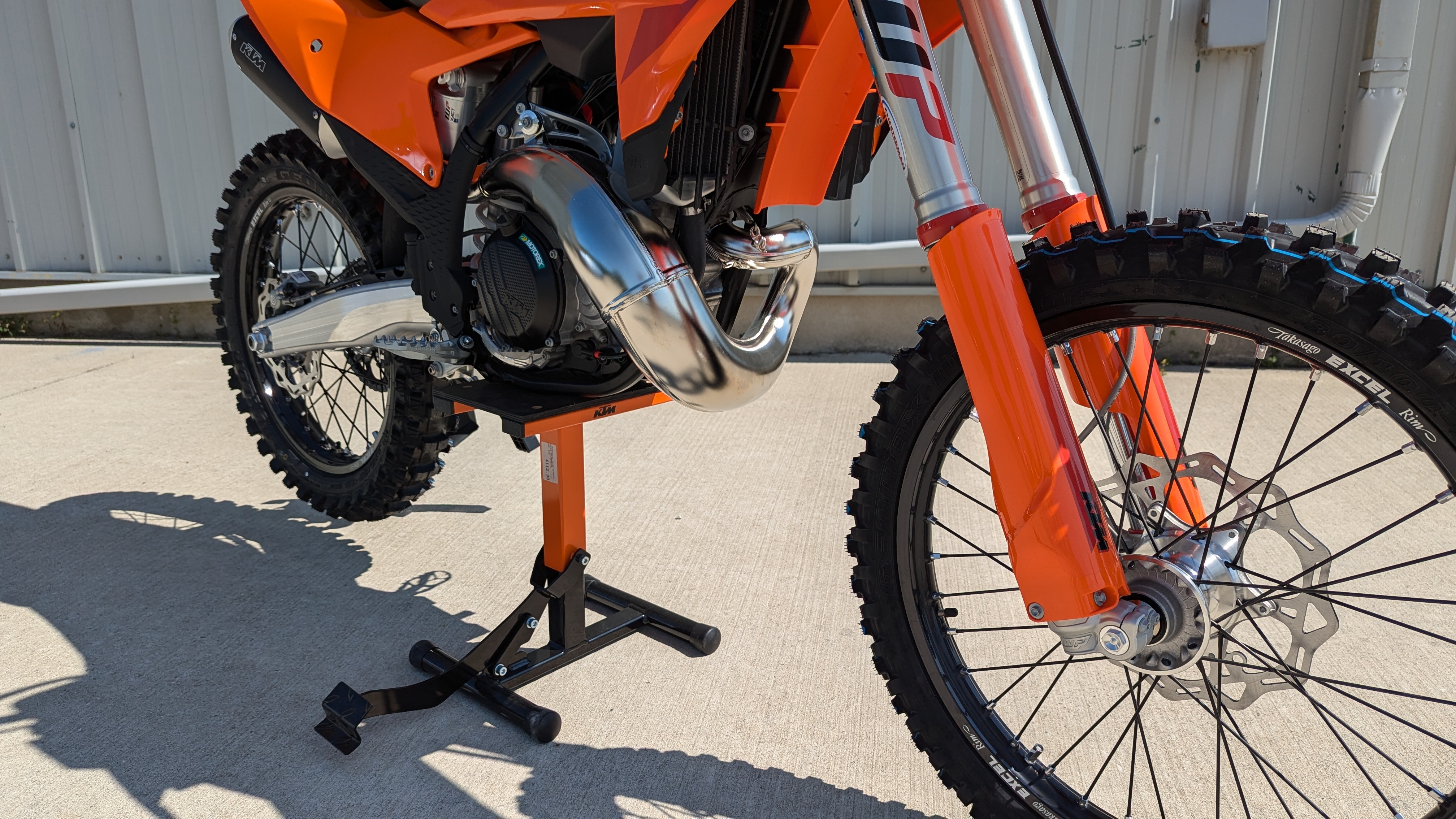 2025 KTM 300 SX - Ride Into Winter Sale! - Photo 7