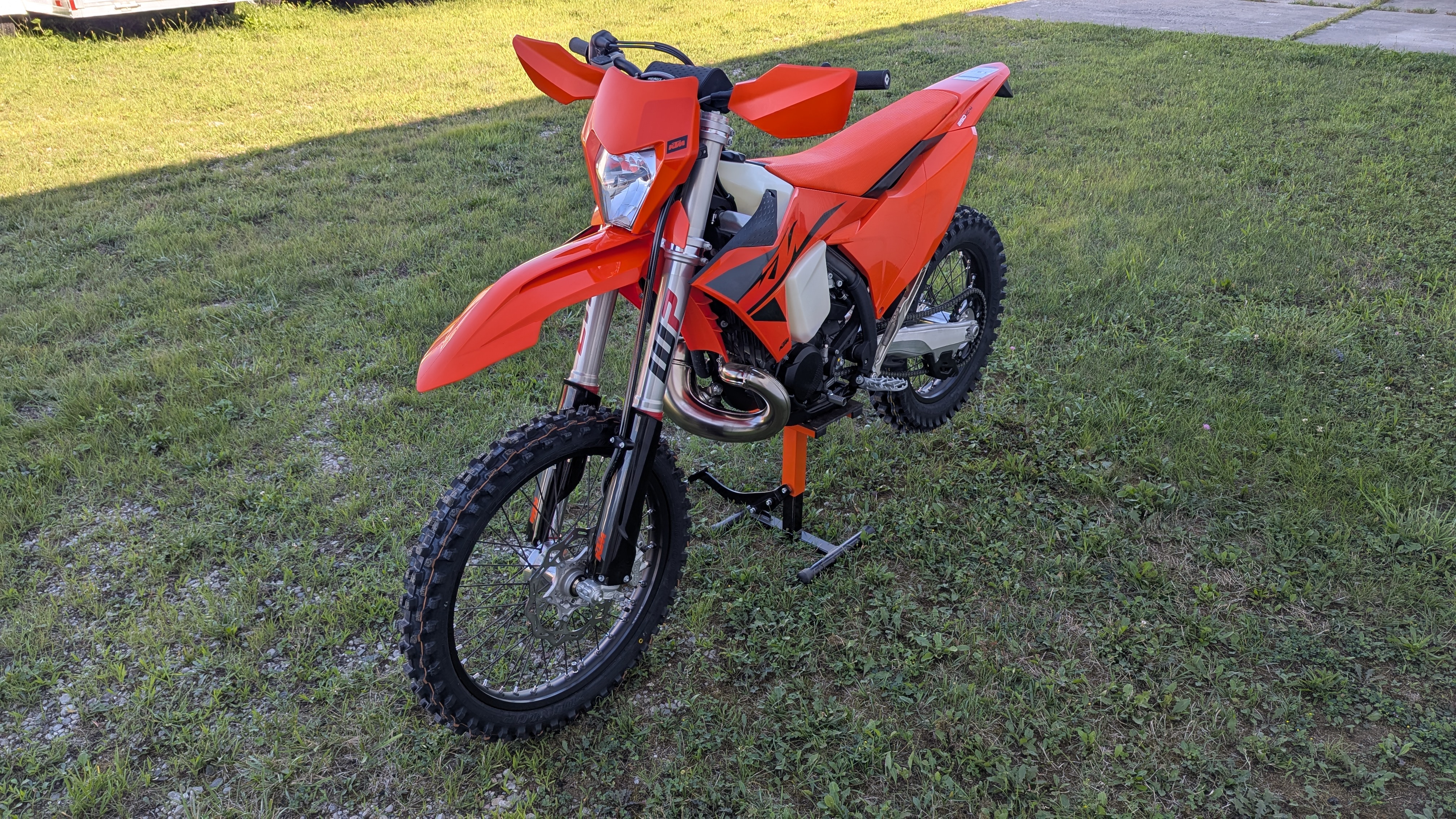 2025 KTM 250 XC-W - Ride Into Winter Sale! - Photo 5