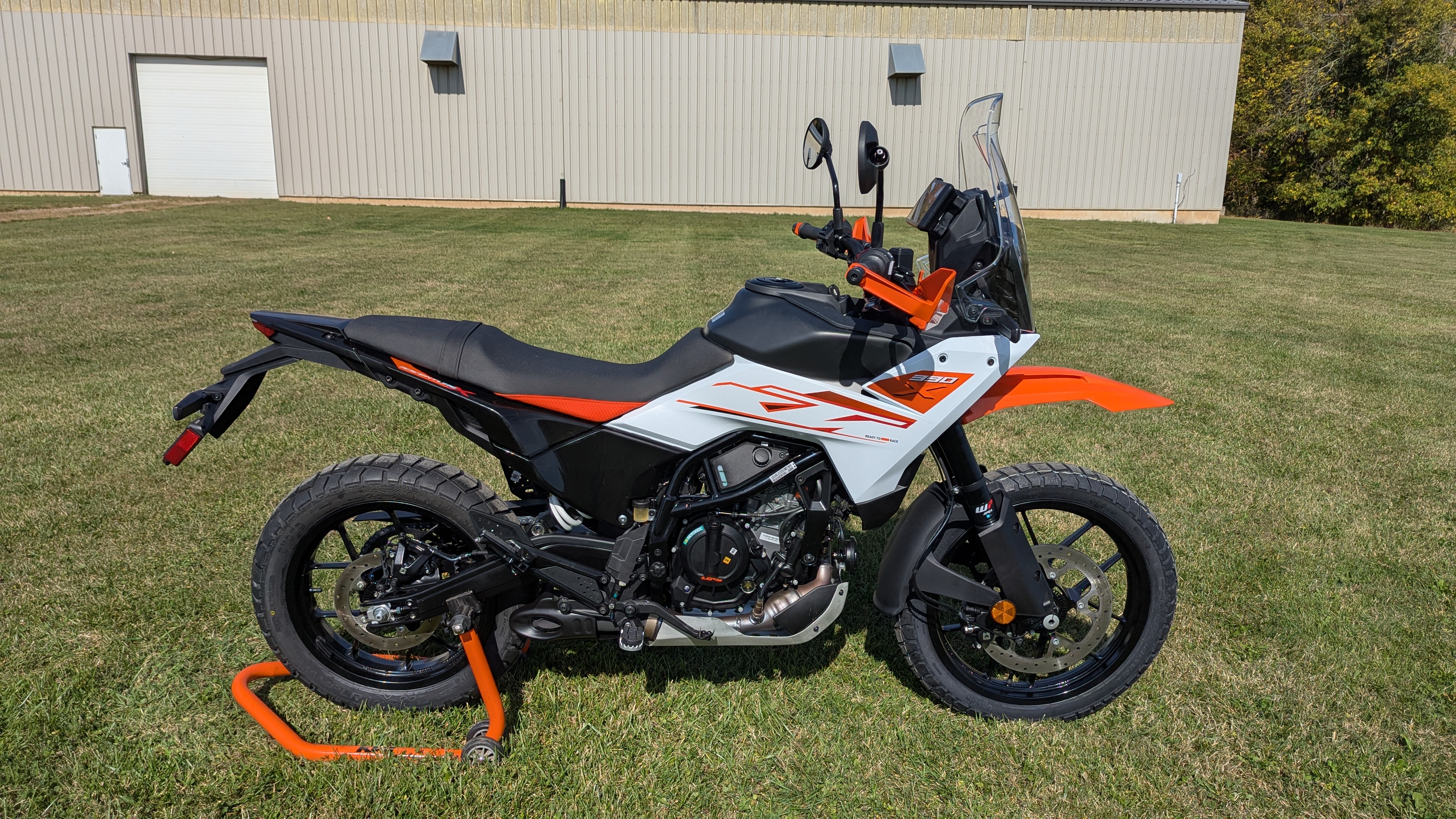 2025 KTM Adventure 390 X - Ride Into Winter Sale! - Photo 3