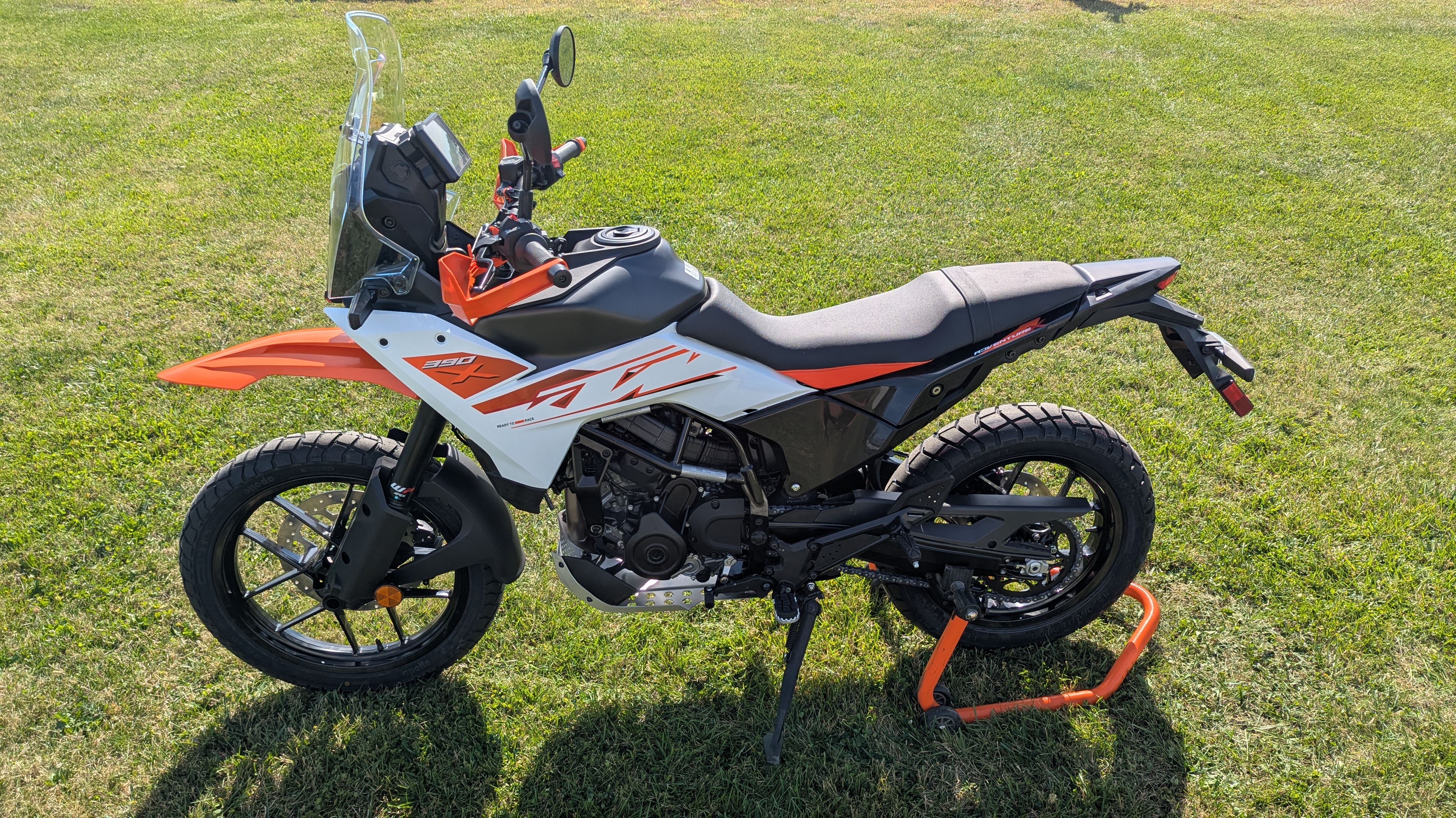 2025 KTM Adventure 390 X - Ride Into Winter Sale! - Photo 5