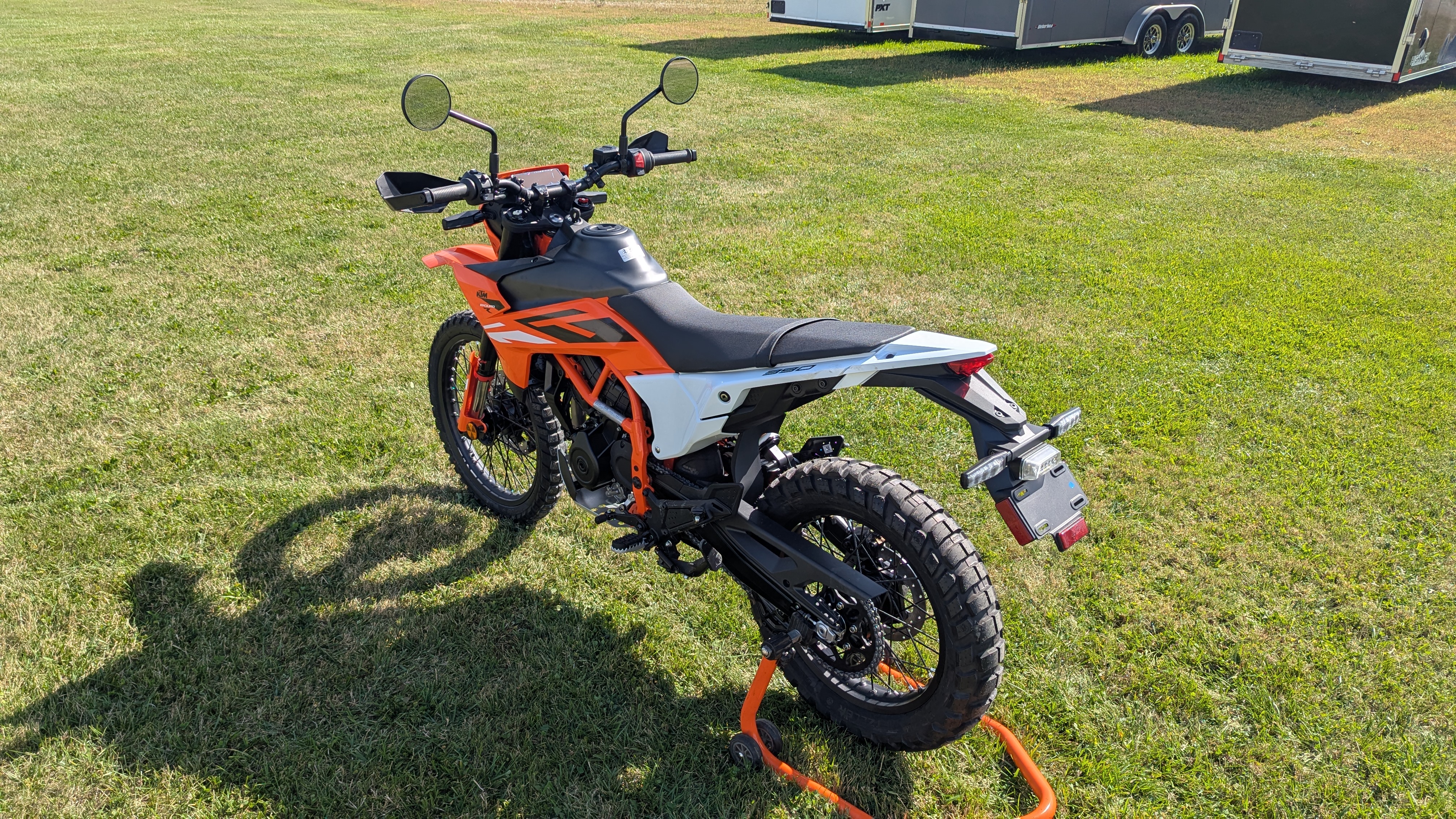 2025 KTM Enduro 390 R - Ride into Winter Sale! - Photo 5