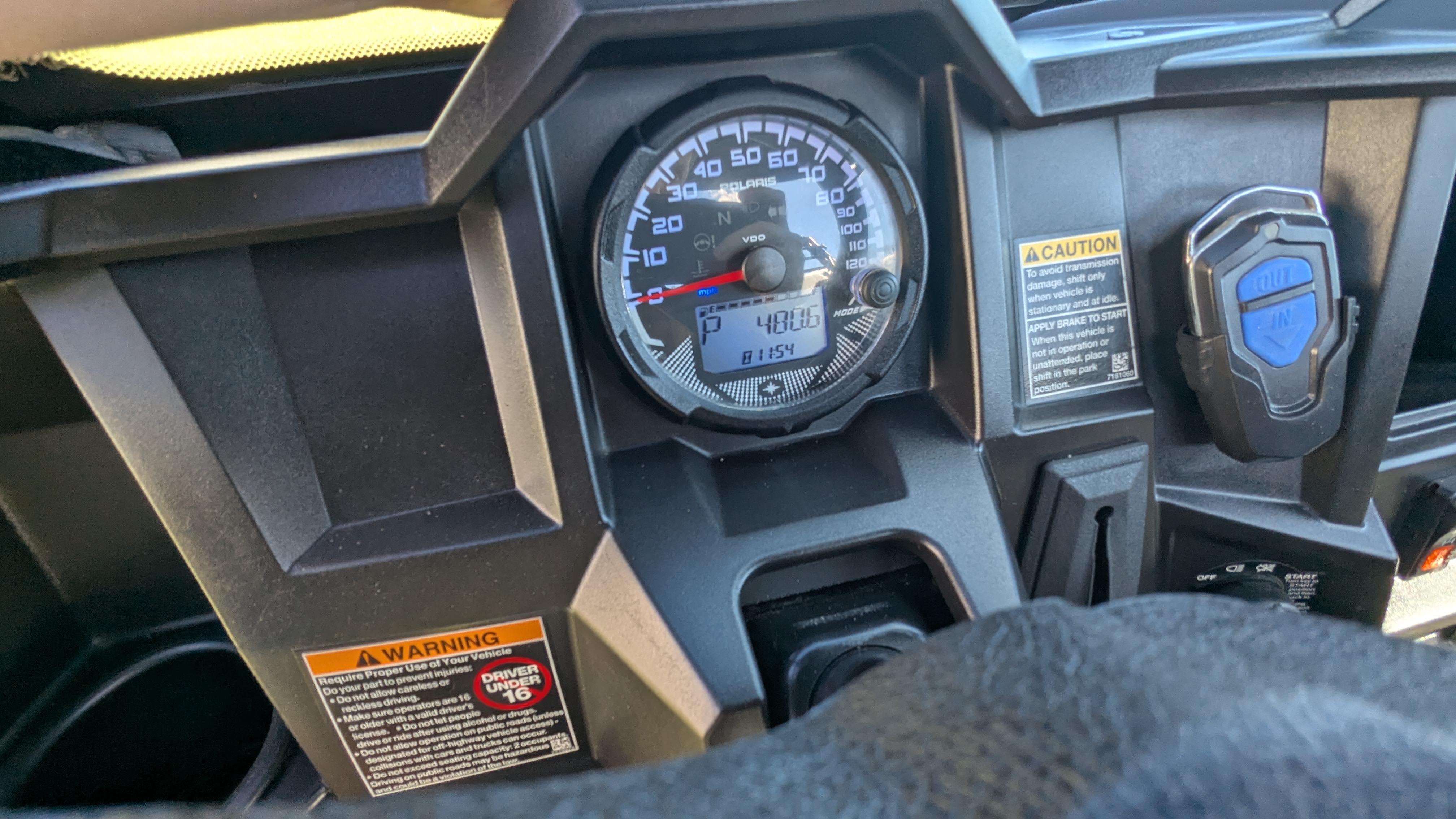 2021 Polaris RANGER 570 Premium Bronze w/ Cab System - Photo 17