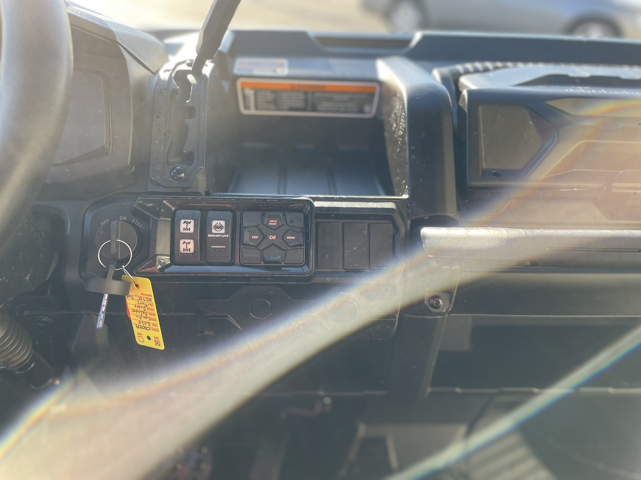 2025 Can-Am SSV DEF XT 62 HD7 BE 25 XT HD7 - Photo 9
