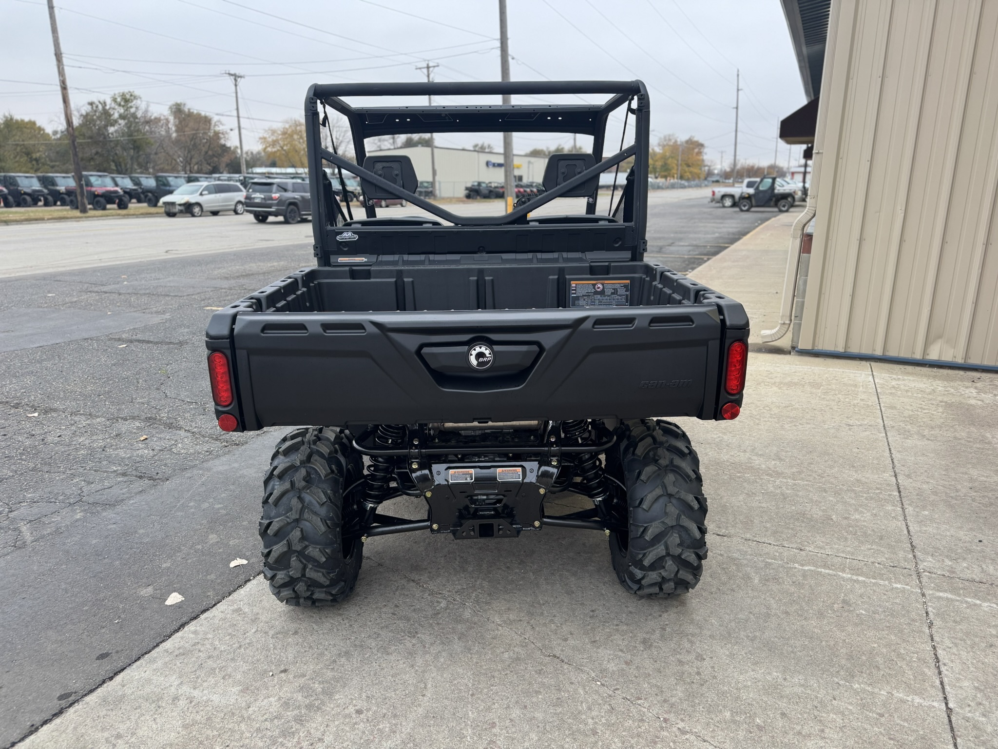 2025 Can-Am SSV DEF DPS 64 HD10 RD 25 DPS HD10 - Photo 6
