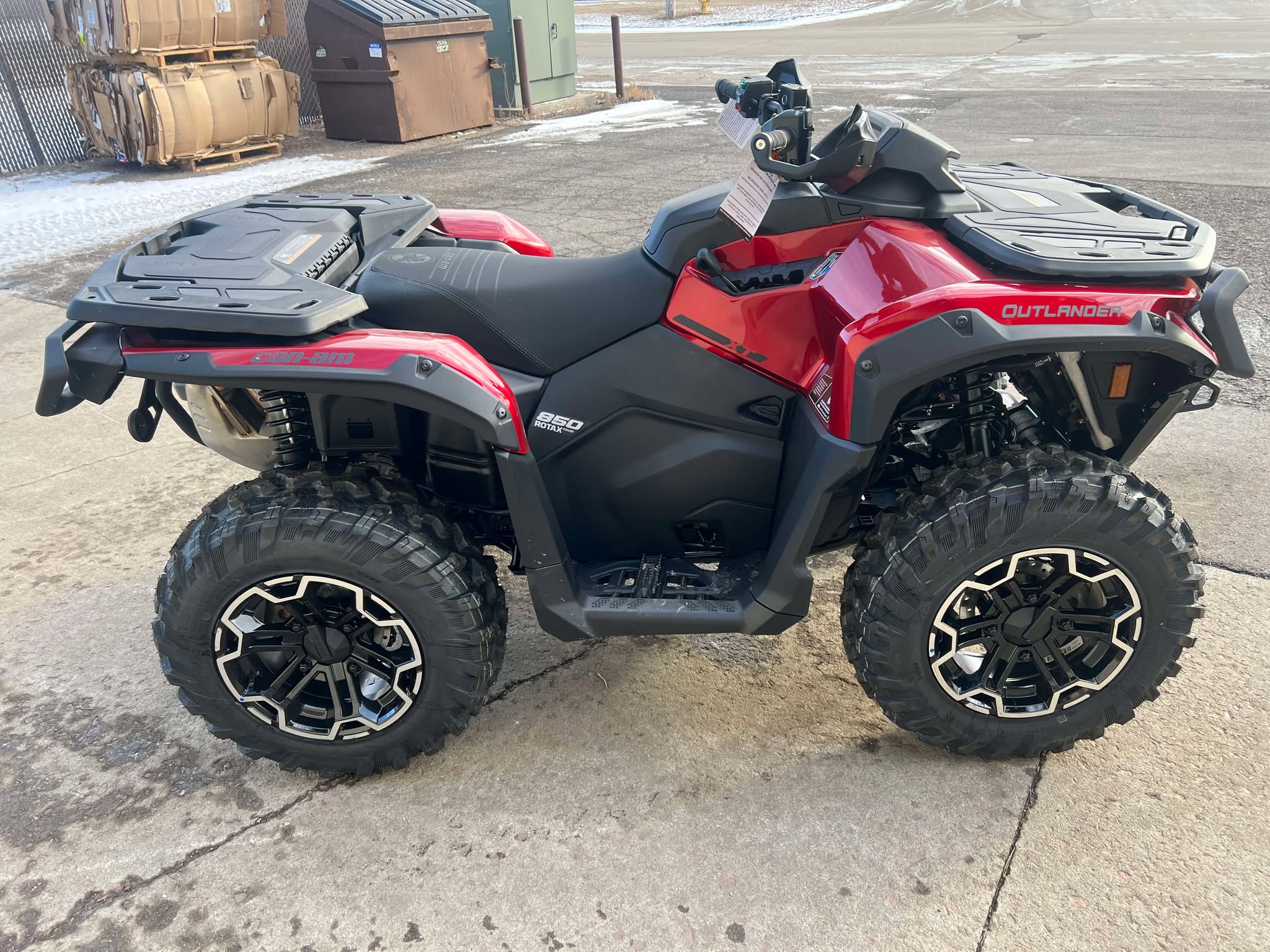 2025 Can-Am ATV OUTL XT 850 RD 25 - Photo 5