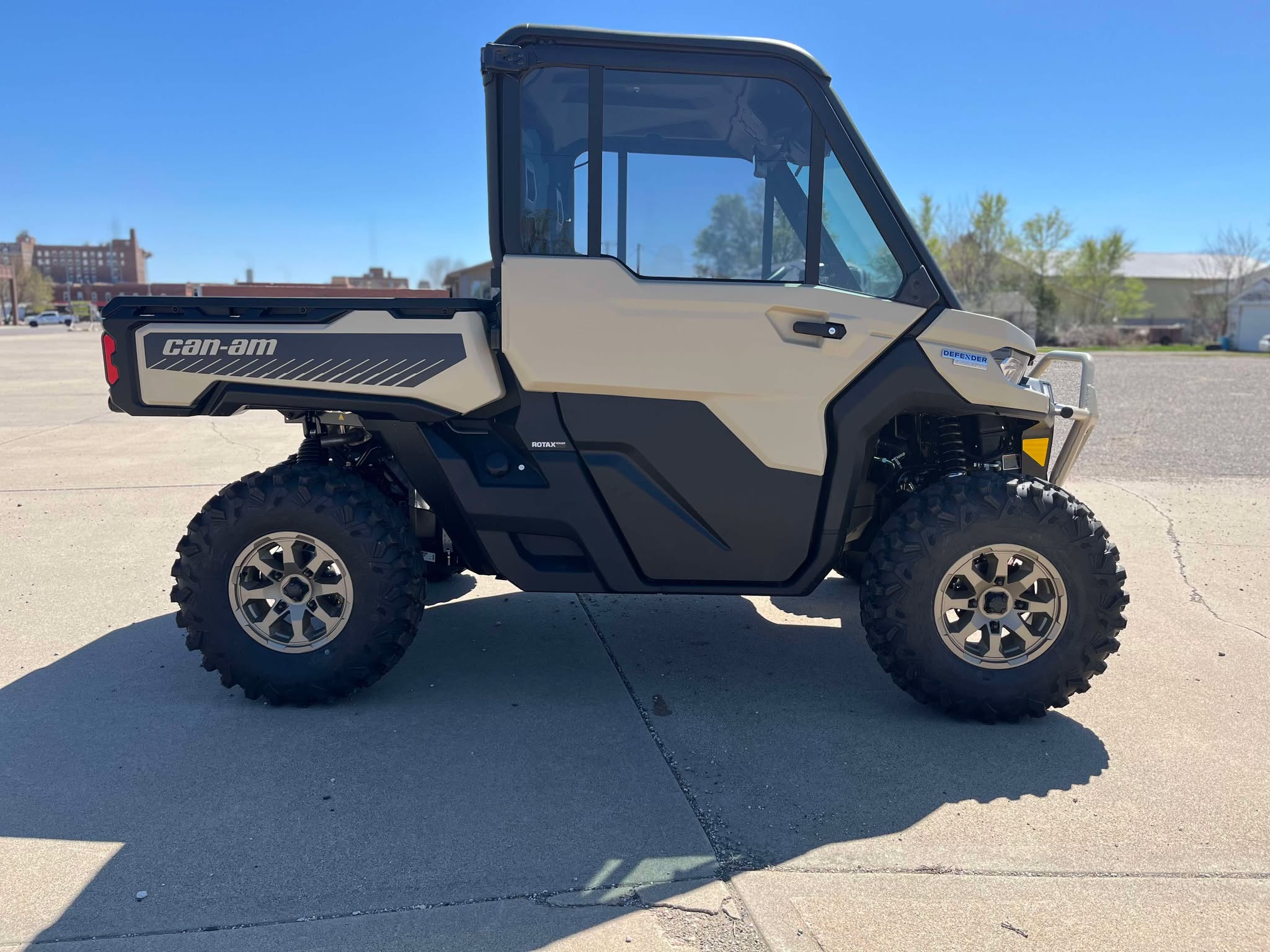 2025 Can-Am Defender Limited HD10 - Photo 5