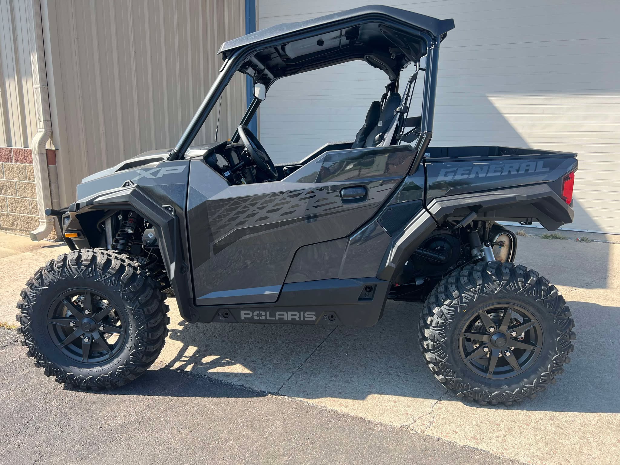 2025 Polaris GENERAL XP 1000 ULTIMATE - GRANITE GRAY Ultimate
