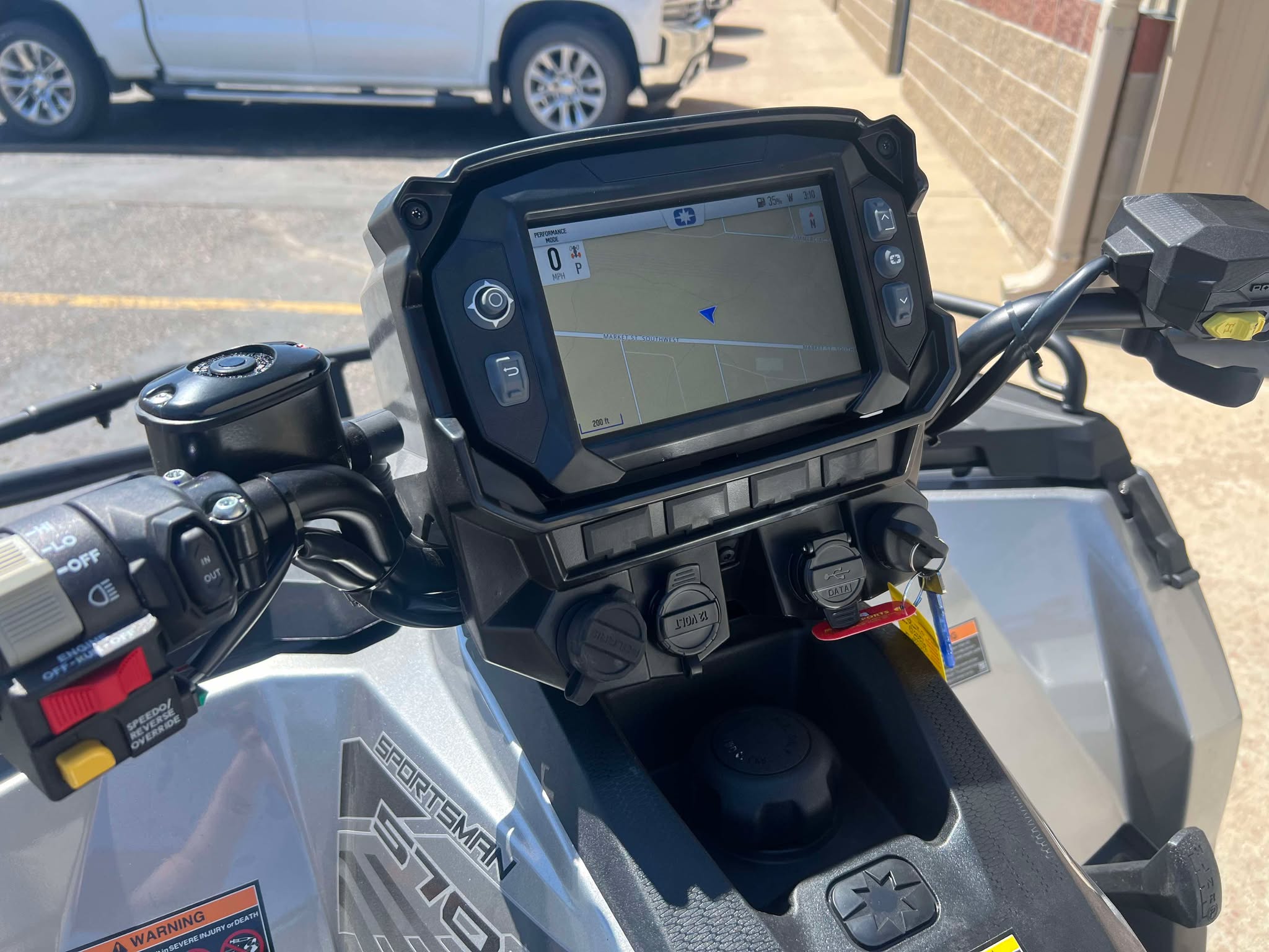 2025 Polaris SPORTSMAN 570 ULTIMATE - TURBO SILVER Ultimate - Photo 9