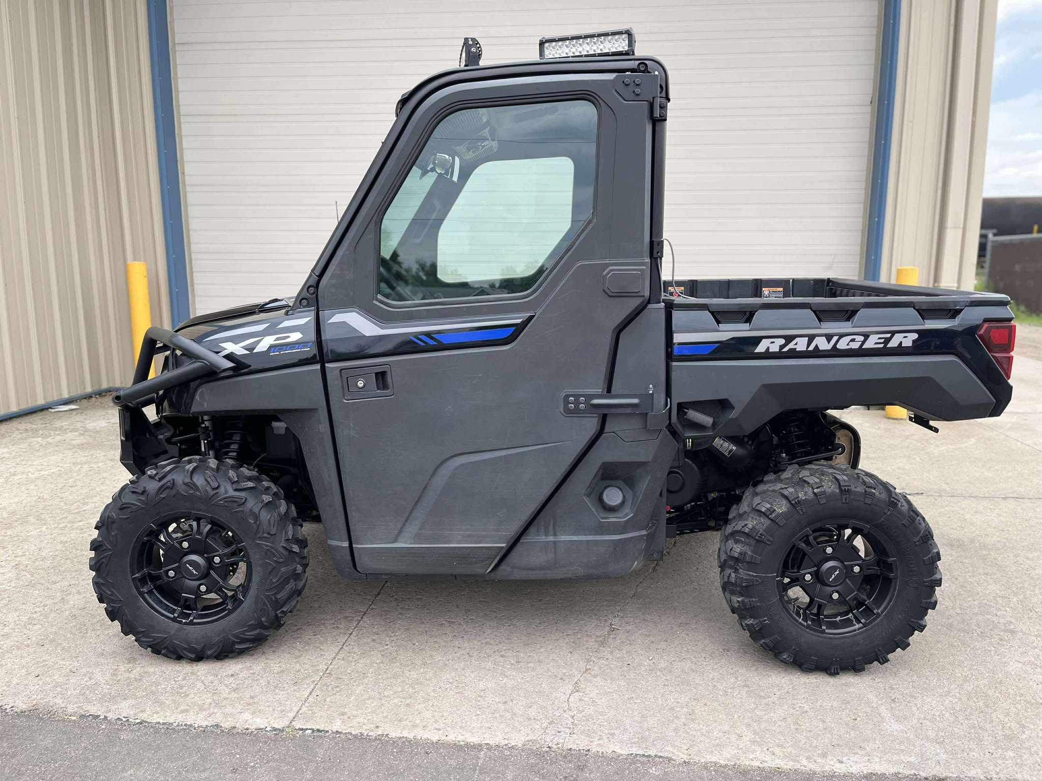 2023 Polaris RANGER XP 1000 PREMIUM - AZURE CRYSTAL MET Premium