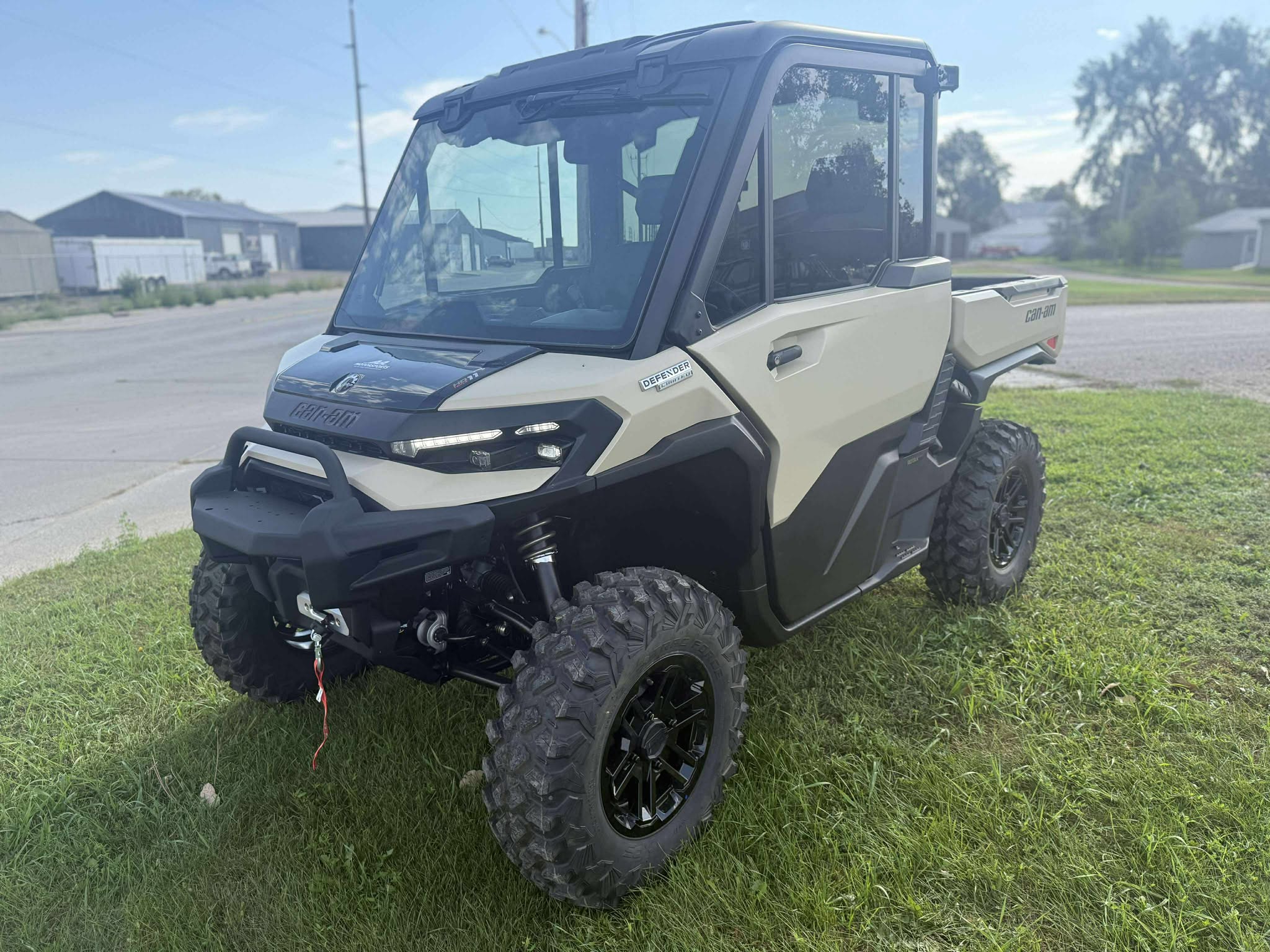 2026 Can-Am Defender Limited HD11 - Photo 2