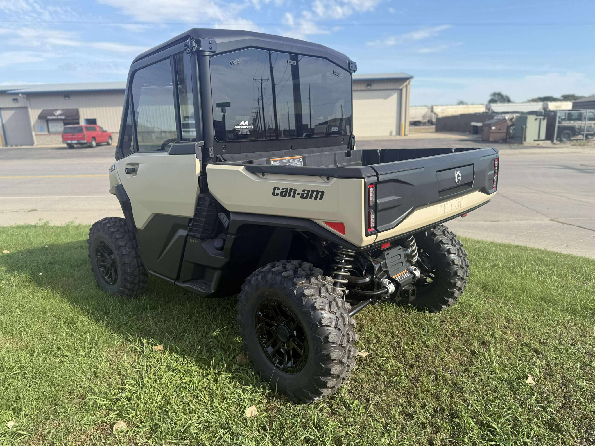 2026 Can-Am Defender Limited HD11 - Photo 8