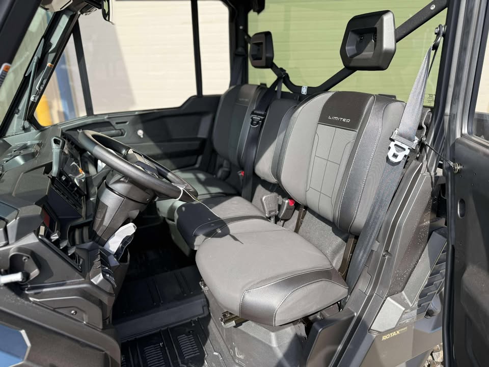 2026 Can-Am SSV DEF LTD 65 HD11 BE HB 26 - Photo 12