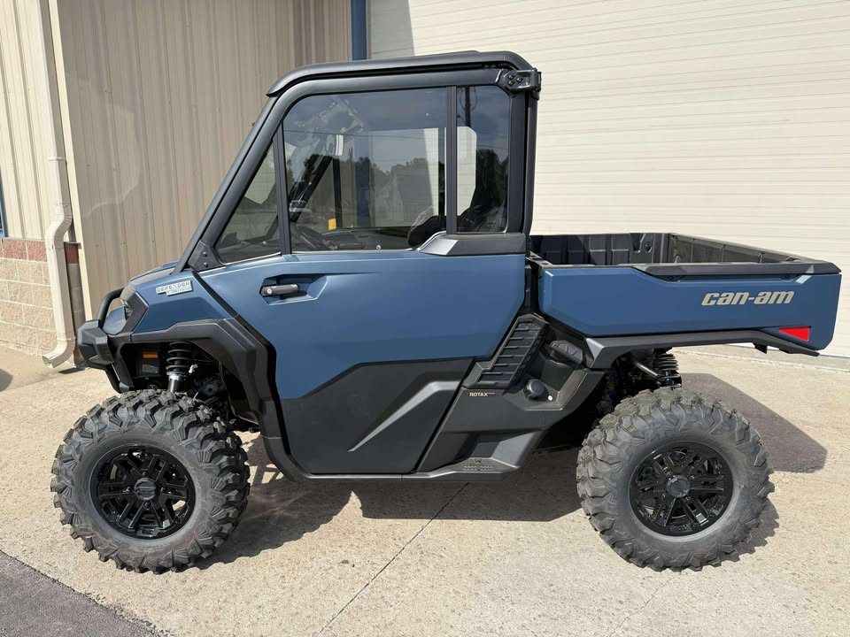 2026 Can-Am SSV DEF LTD 65 HD11 BE HB 26
