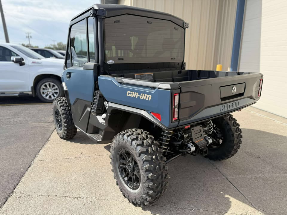 2026 Can-Am SSV DEF LTD 65 HD11 BE HB 26 - Photo 8