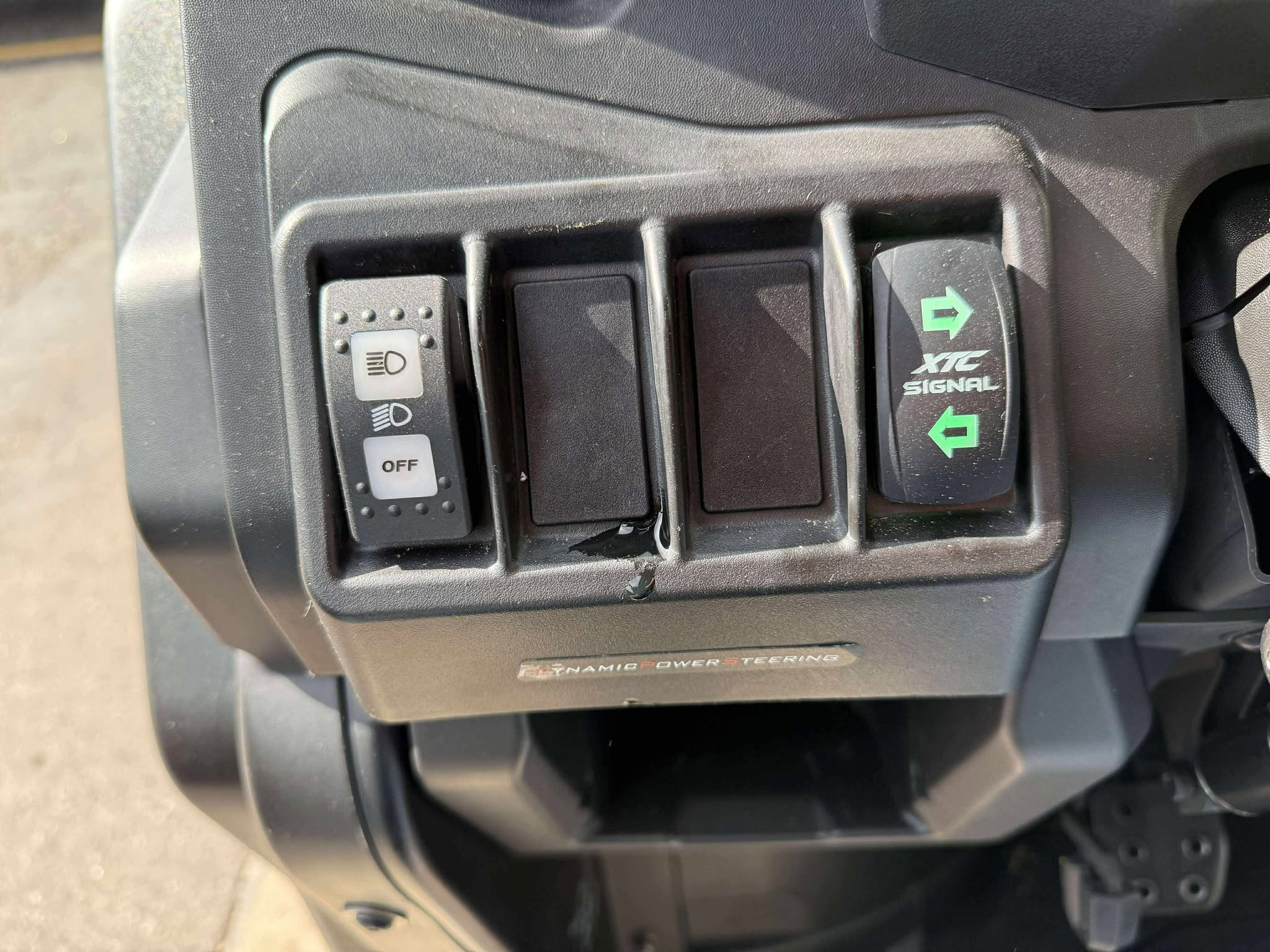 2022 Can-Am SSV DEFENDER DPSCAB HD9 GN 22 DPS CAB HD9 - Photo 11