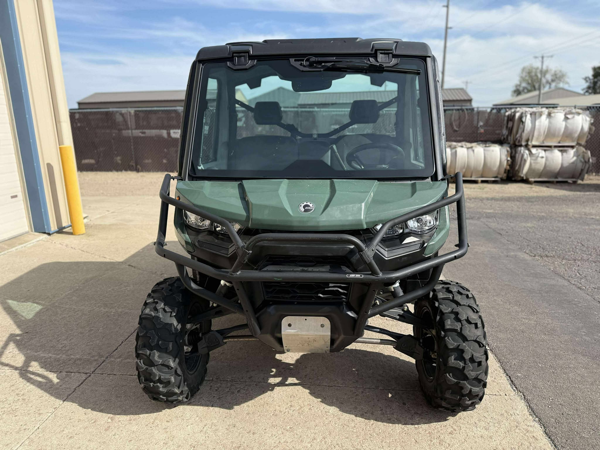2022 Can-Am SSV DEFENDER DPSCAB HD9 GN 22 DPS CAB HD9 - Photo 3
