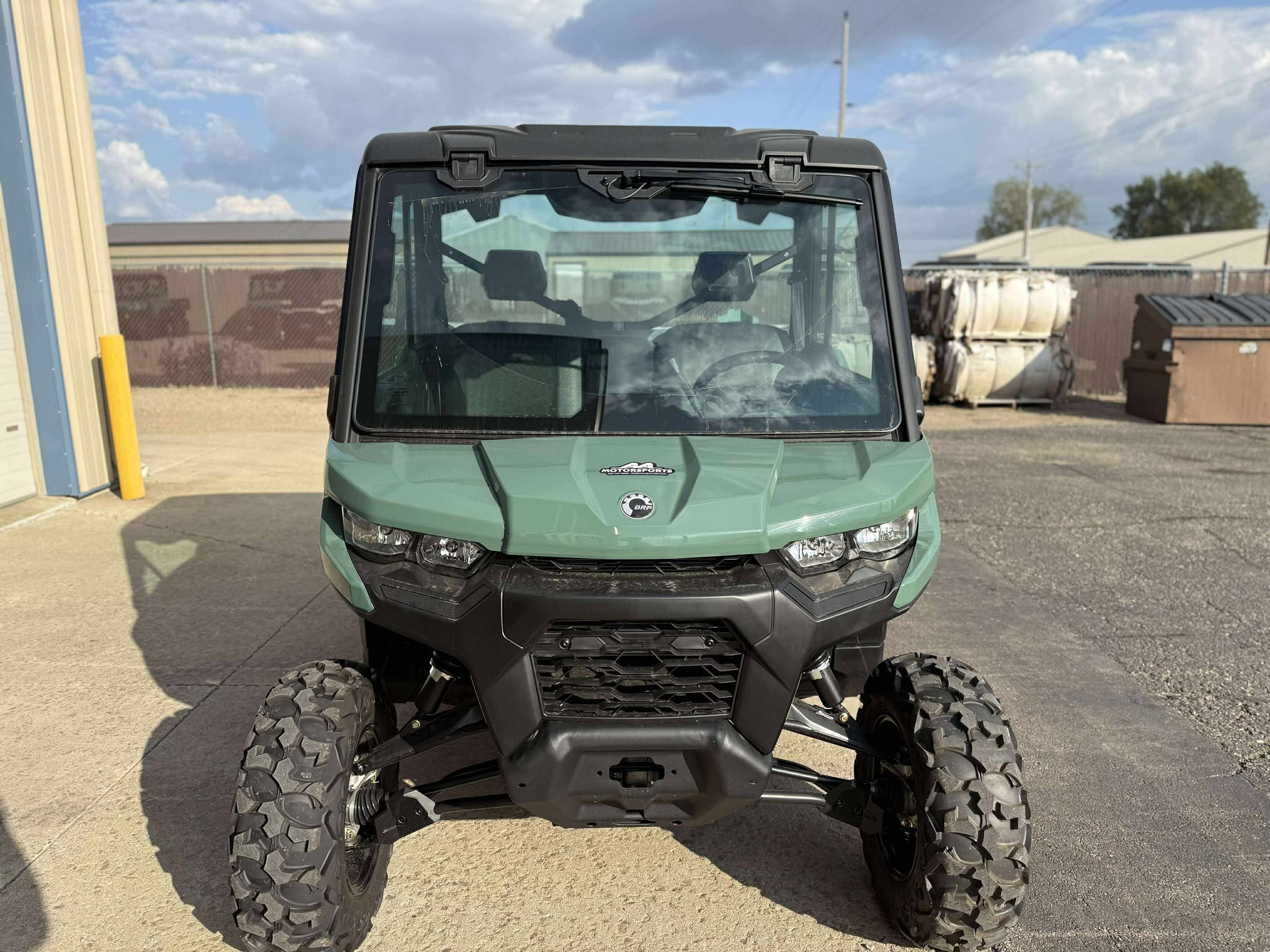 2026 Can-Am SSV DEF DPSCAB 65 HD9 GN 26 - Photo 2
