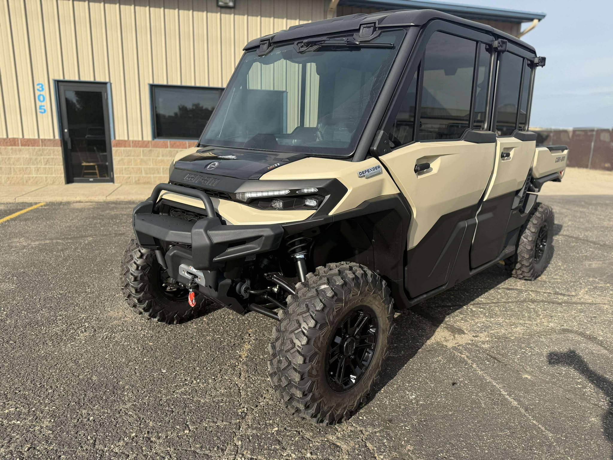 2026 Can-Am SSV DEF MAX LTD 65 HD11 TN HB 26 Limited HD11 - Photo 2