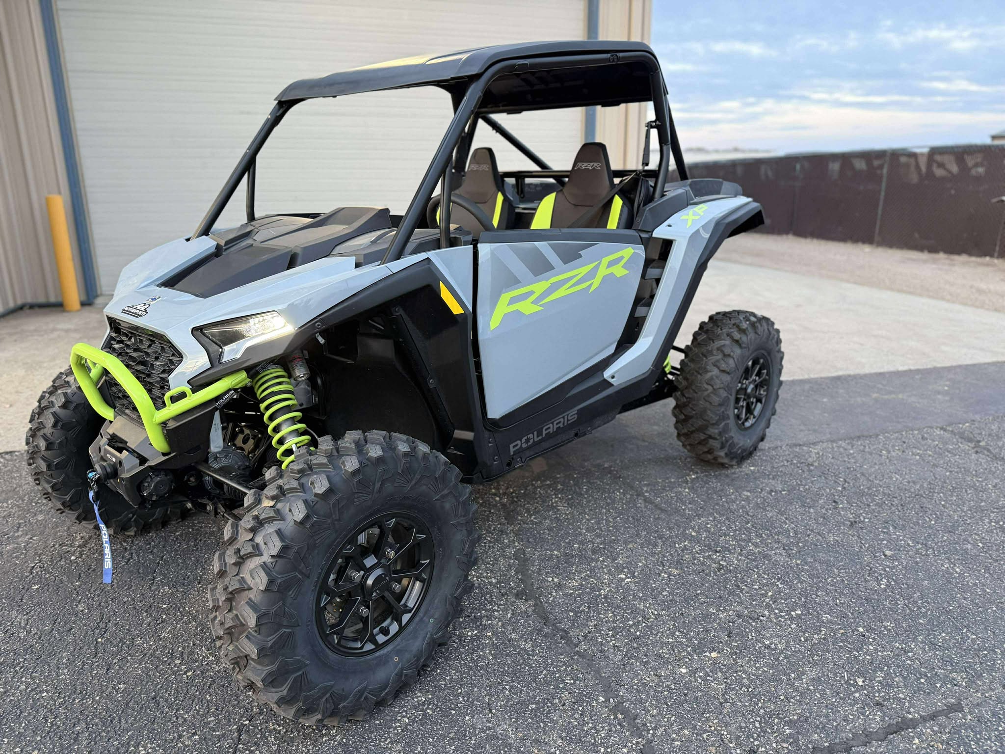 2025 Polaris RZR XP 1000 ULTIMATE - STORM GRAY Ultimate - Photo 2