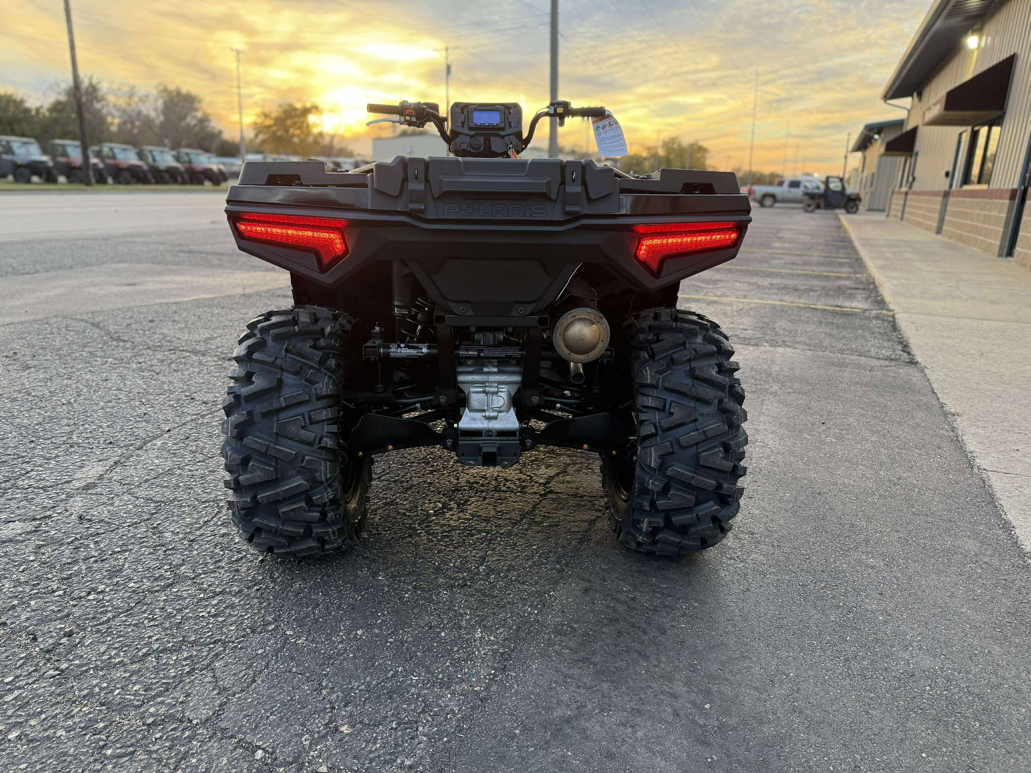 2026 Polaris SPORTSMAN 570 TRAIL ONYX BLACK Trail - Photo 7