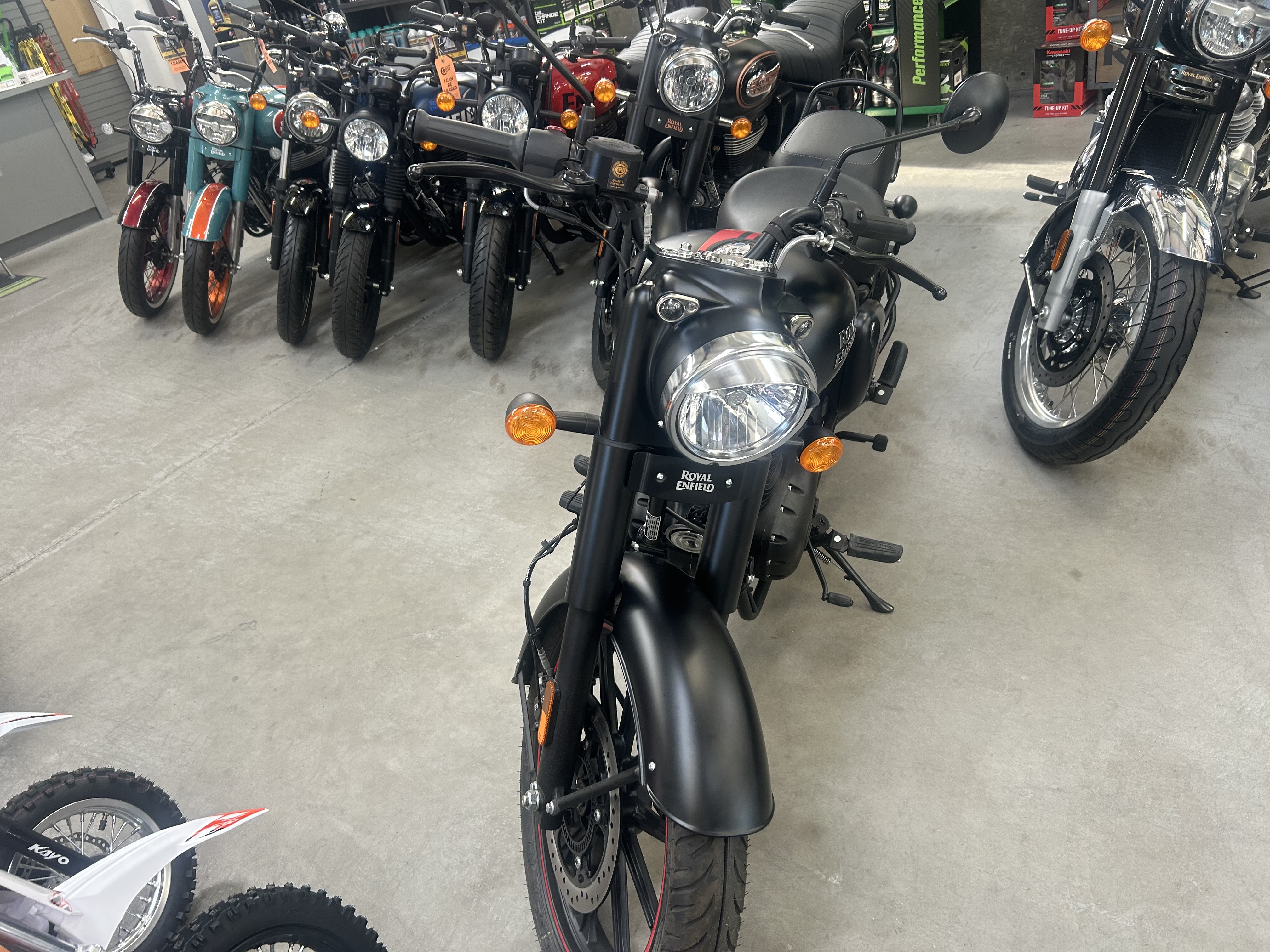 2024 Royal Enfield Classic 350 Dark Stealth Black for Sale