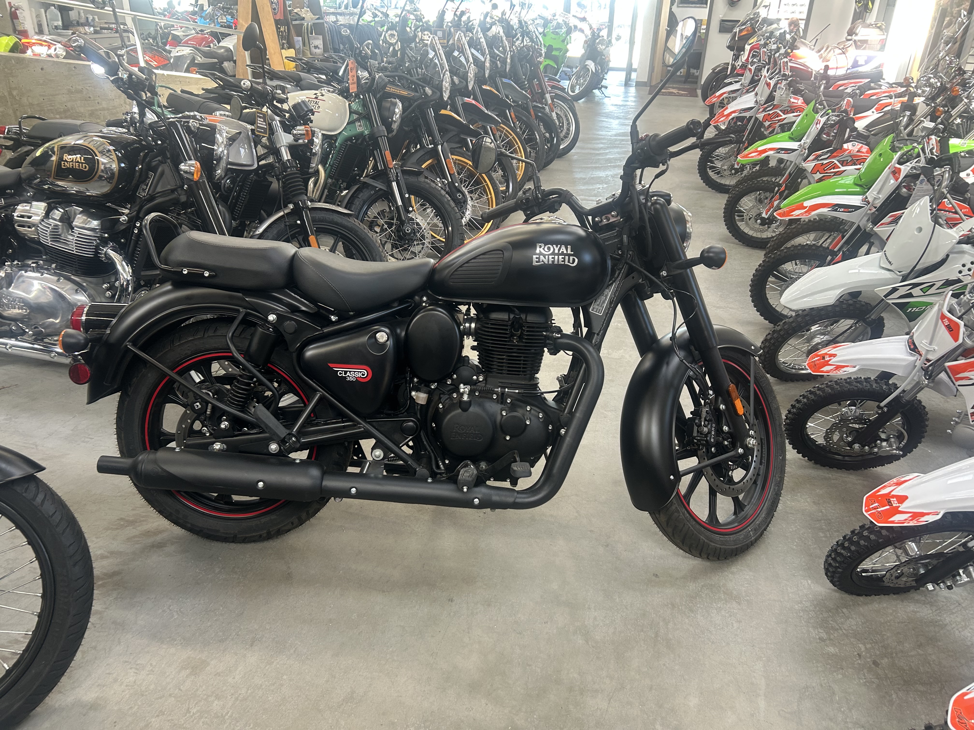 2024 Royal Enfield Classic 350 Dark Stealth Black for Sale