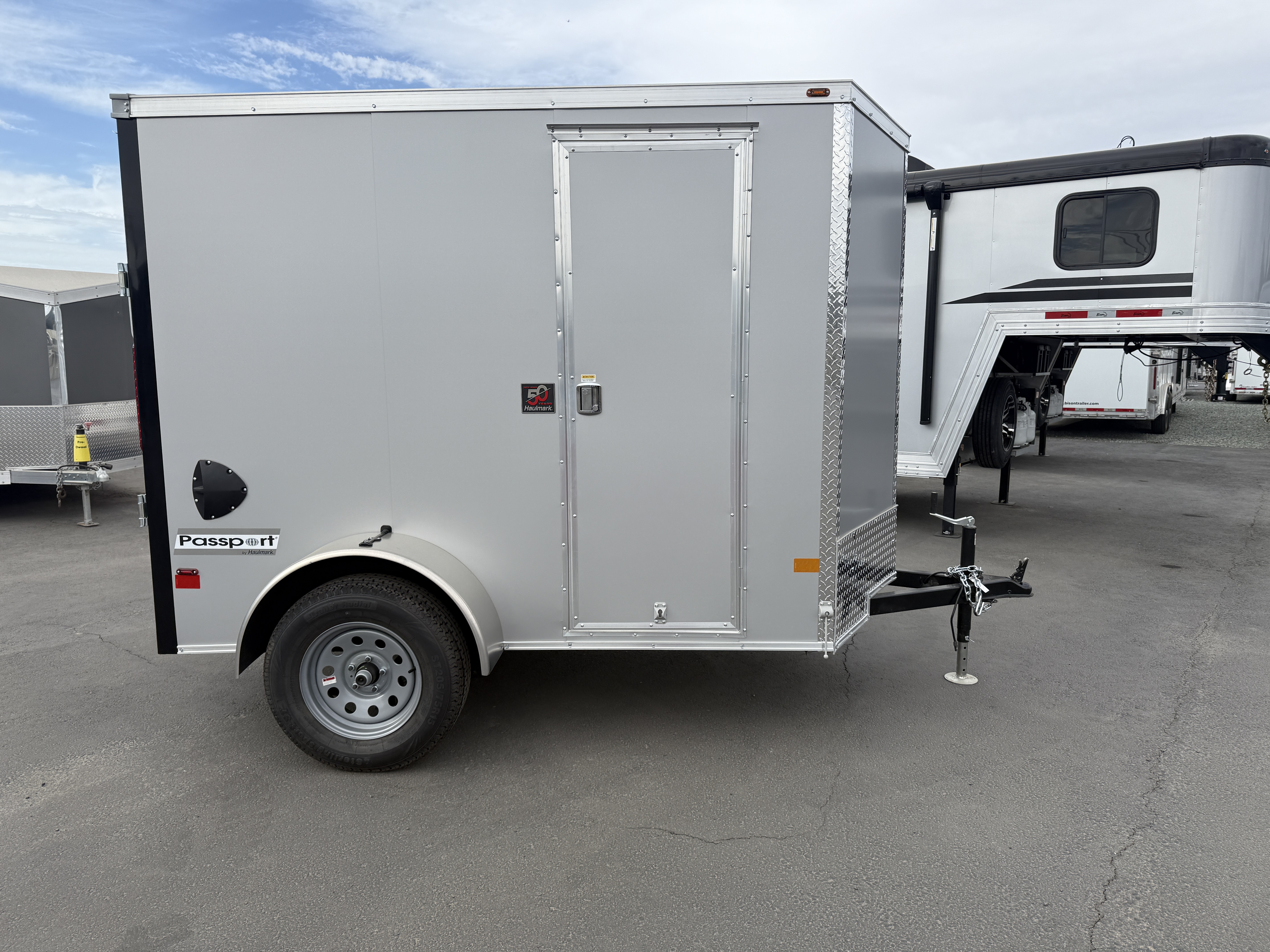 2027 Haulmark PP5x8