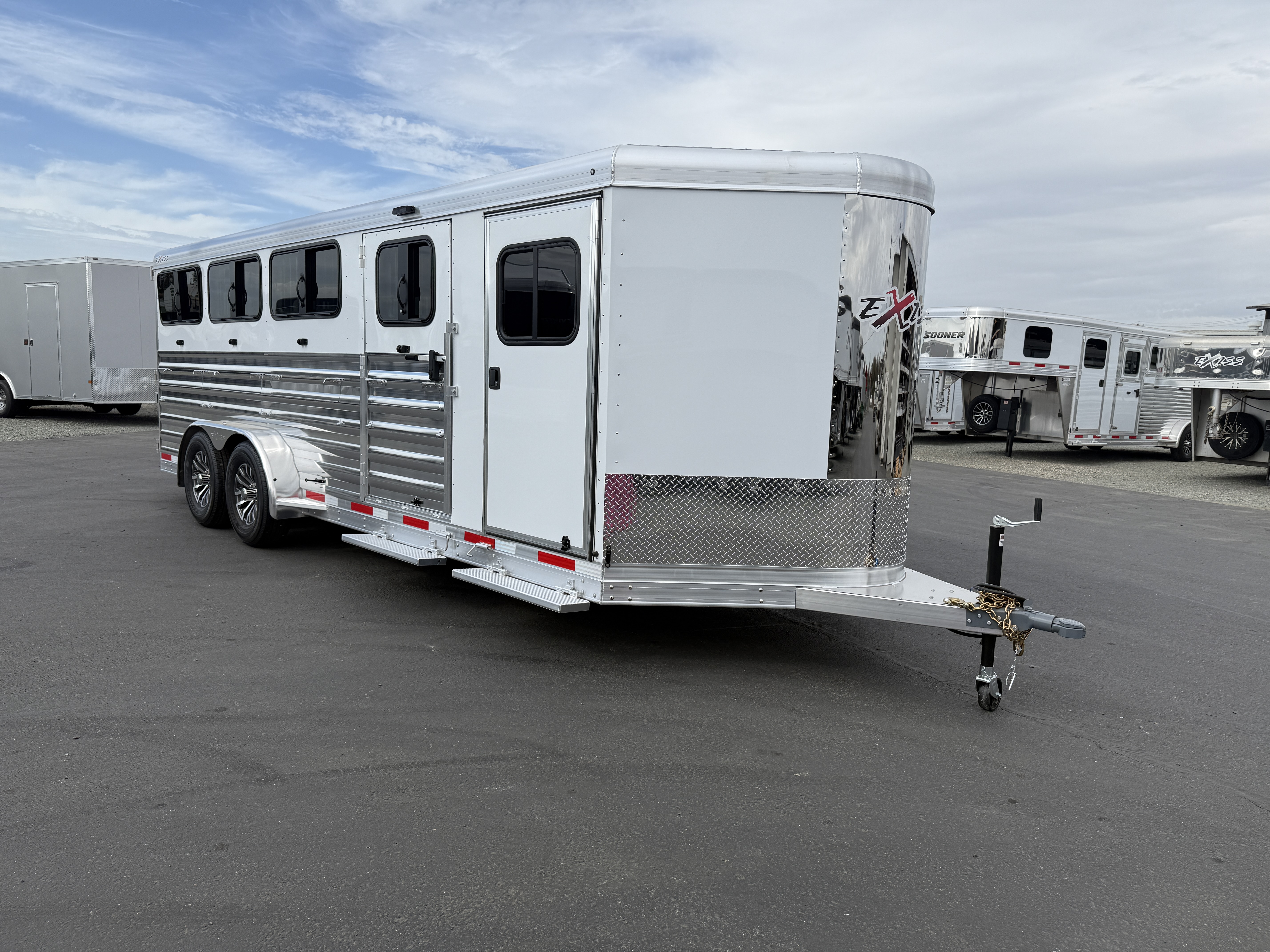 2027 Horse Livestock Trailer