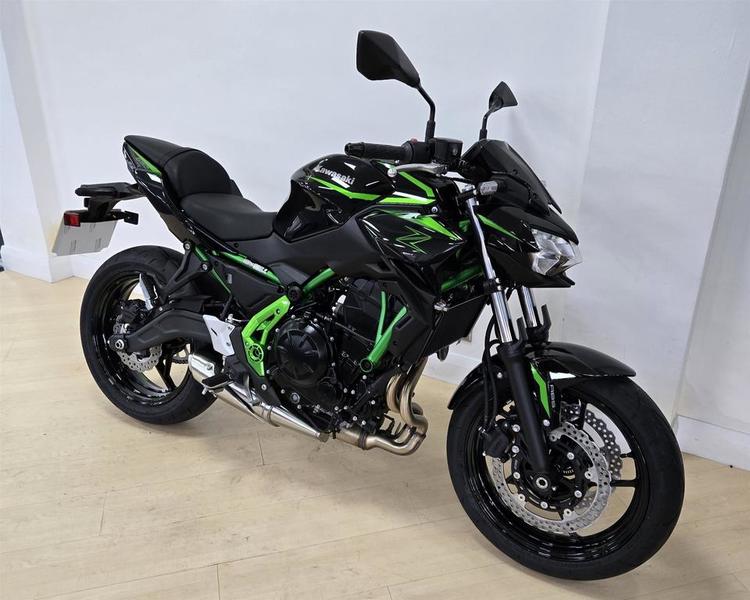 2025 Kawasaki Z650 ABS BK1