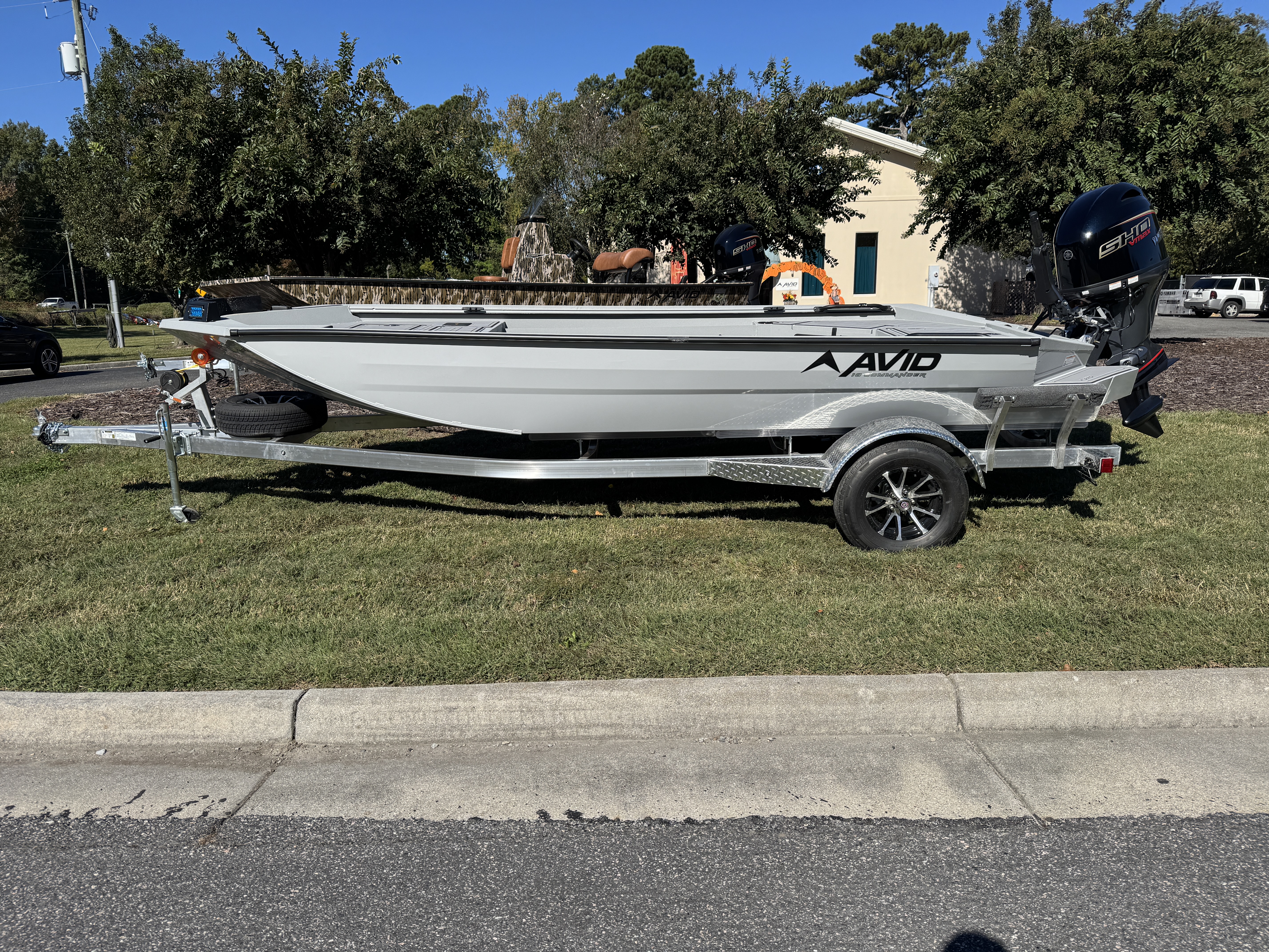 2026 Avid Boats Commander 18 for Sale | Troy Marine