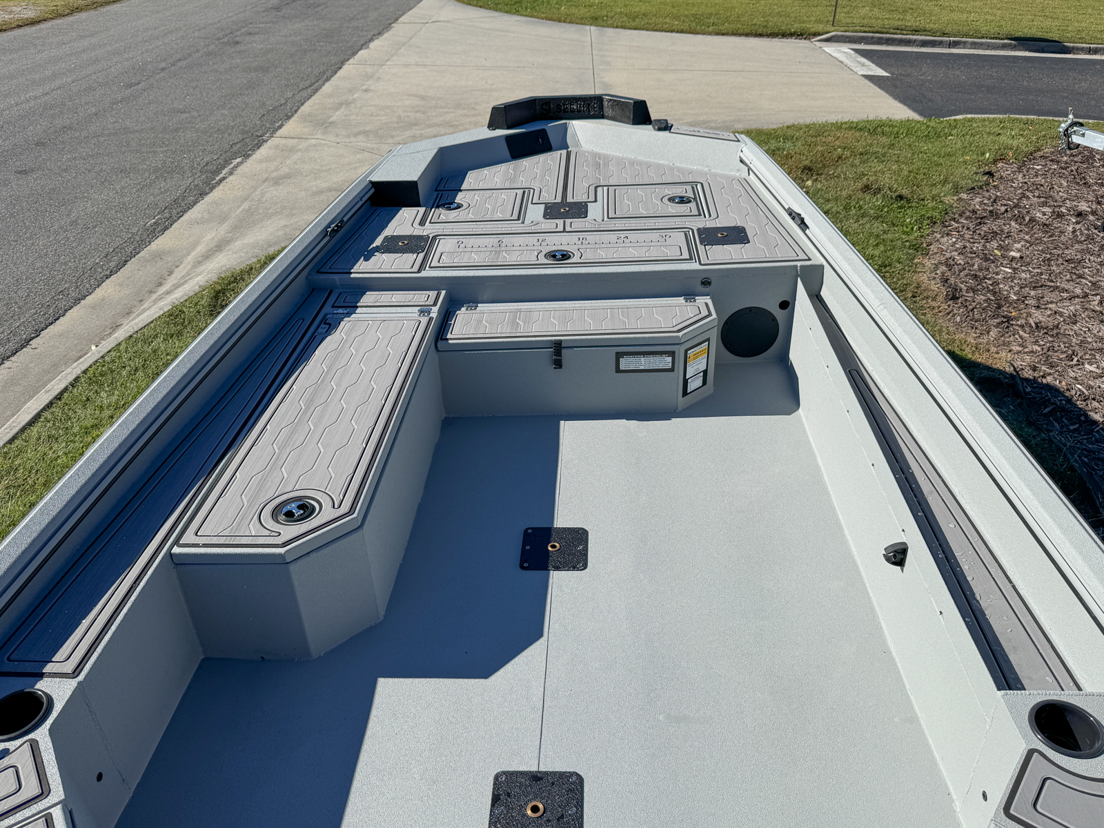 2026 Avid Boats Commander 18 for Sale | Troy Marine