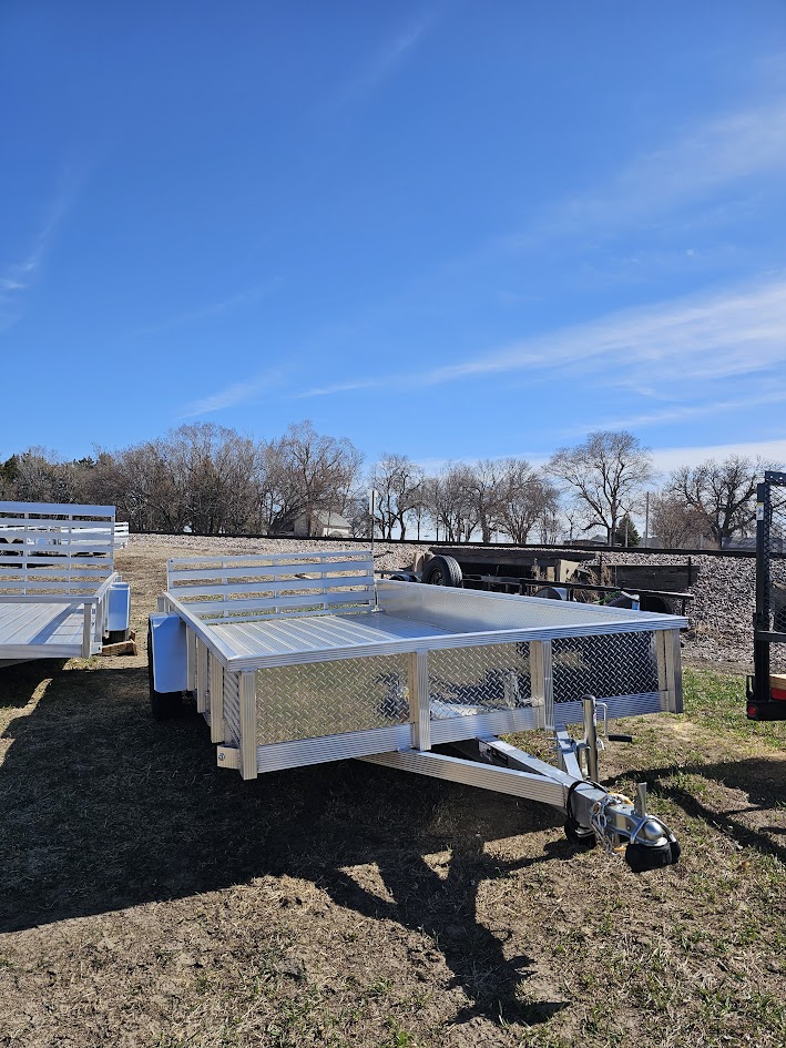 2025 Horse Trailers, Cargo Trailers and Aluminum Trailer Hi-Line Motors ...