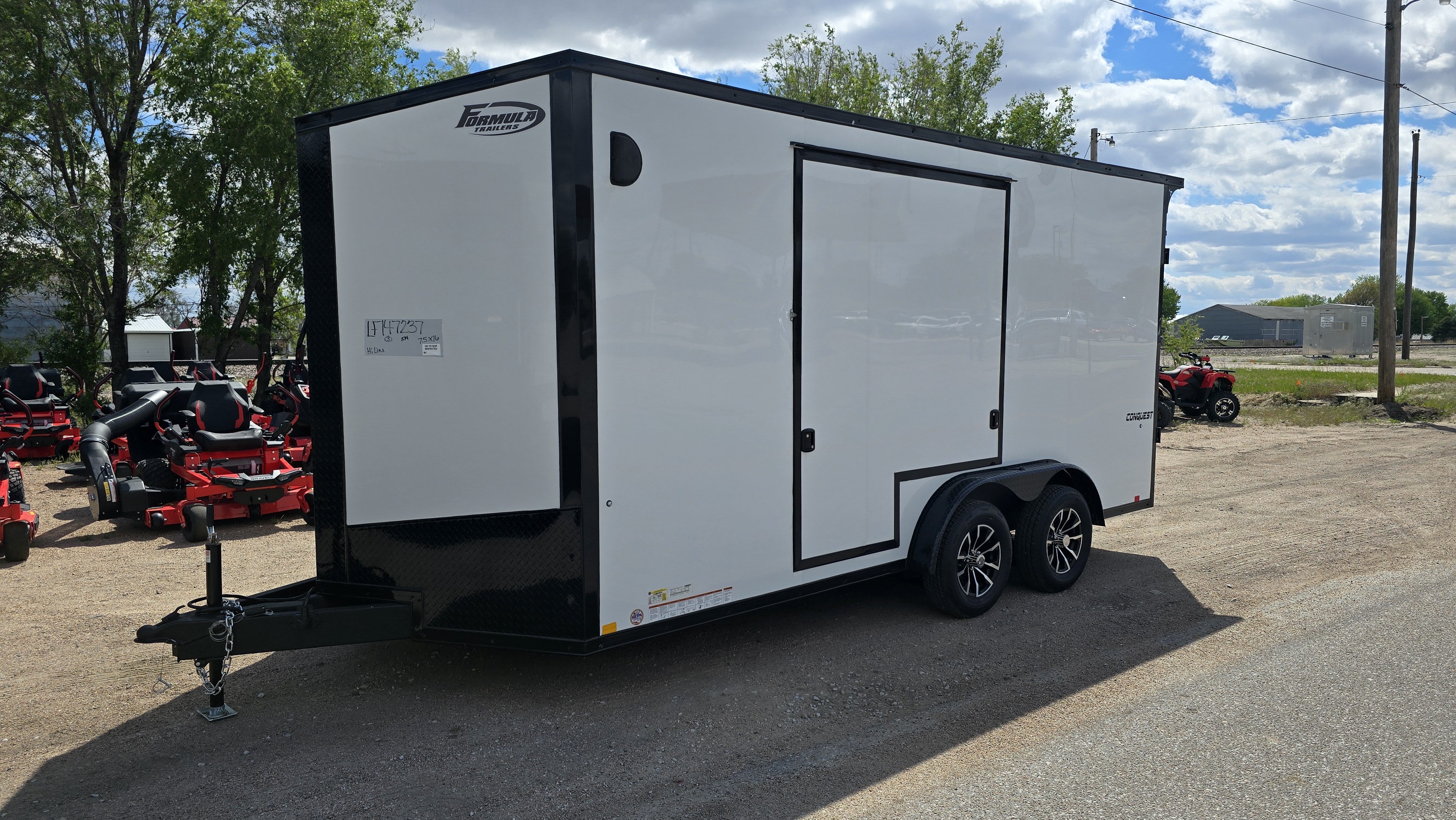 2026 Formula Trailers photo 3