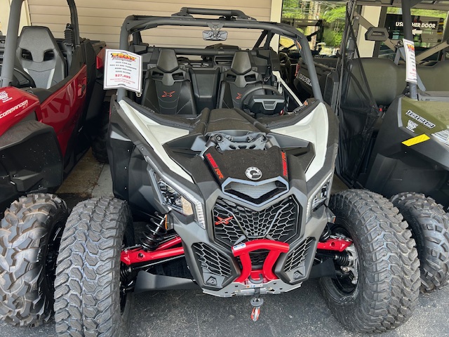 2025 Can-Am Maverick X3 X rc TURBO RR 64 - Photo 2