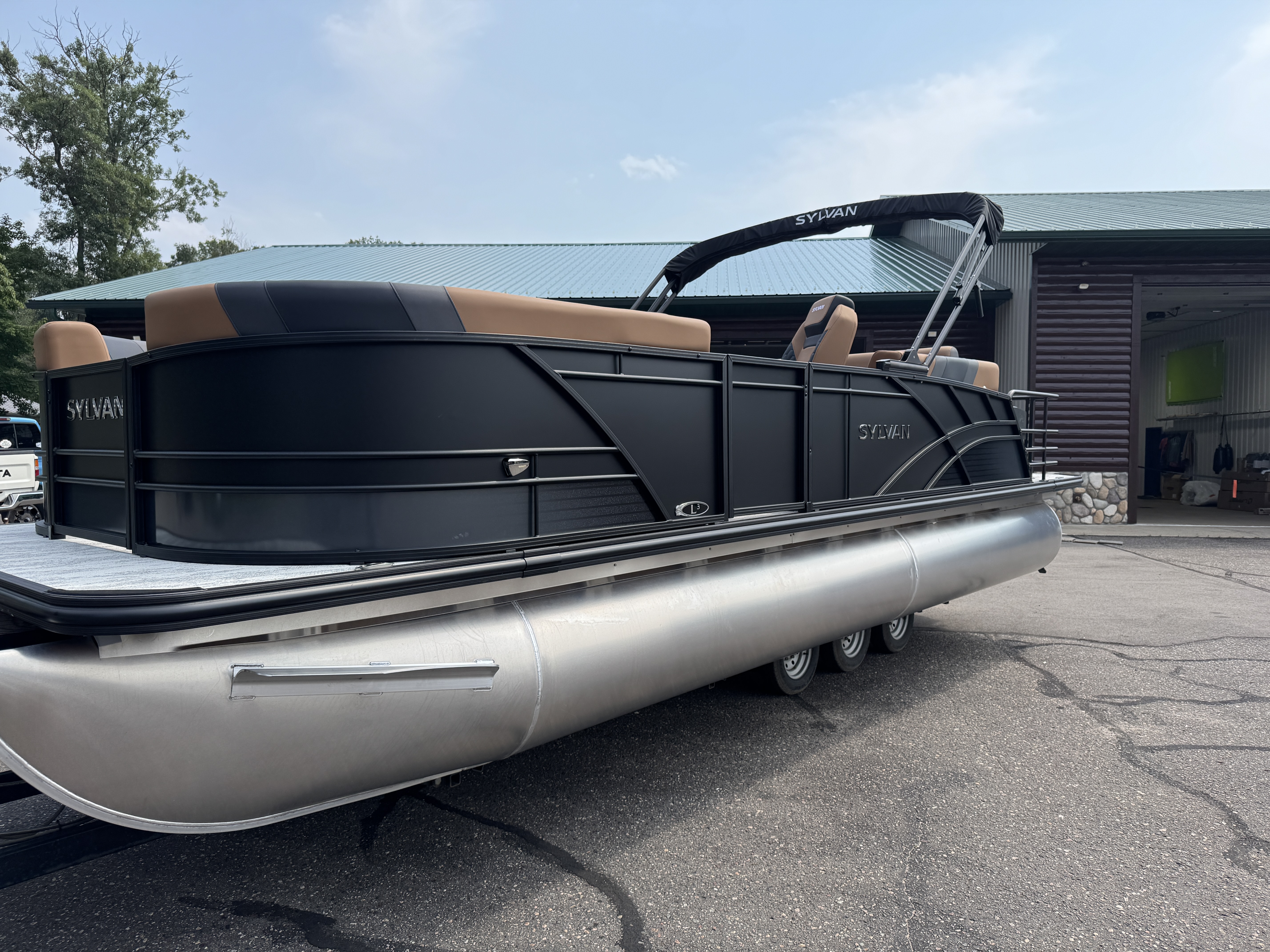 2026 Sylvan L-3 CLZ DH TRI for Sale | Route 66 Marine North