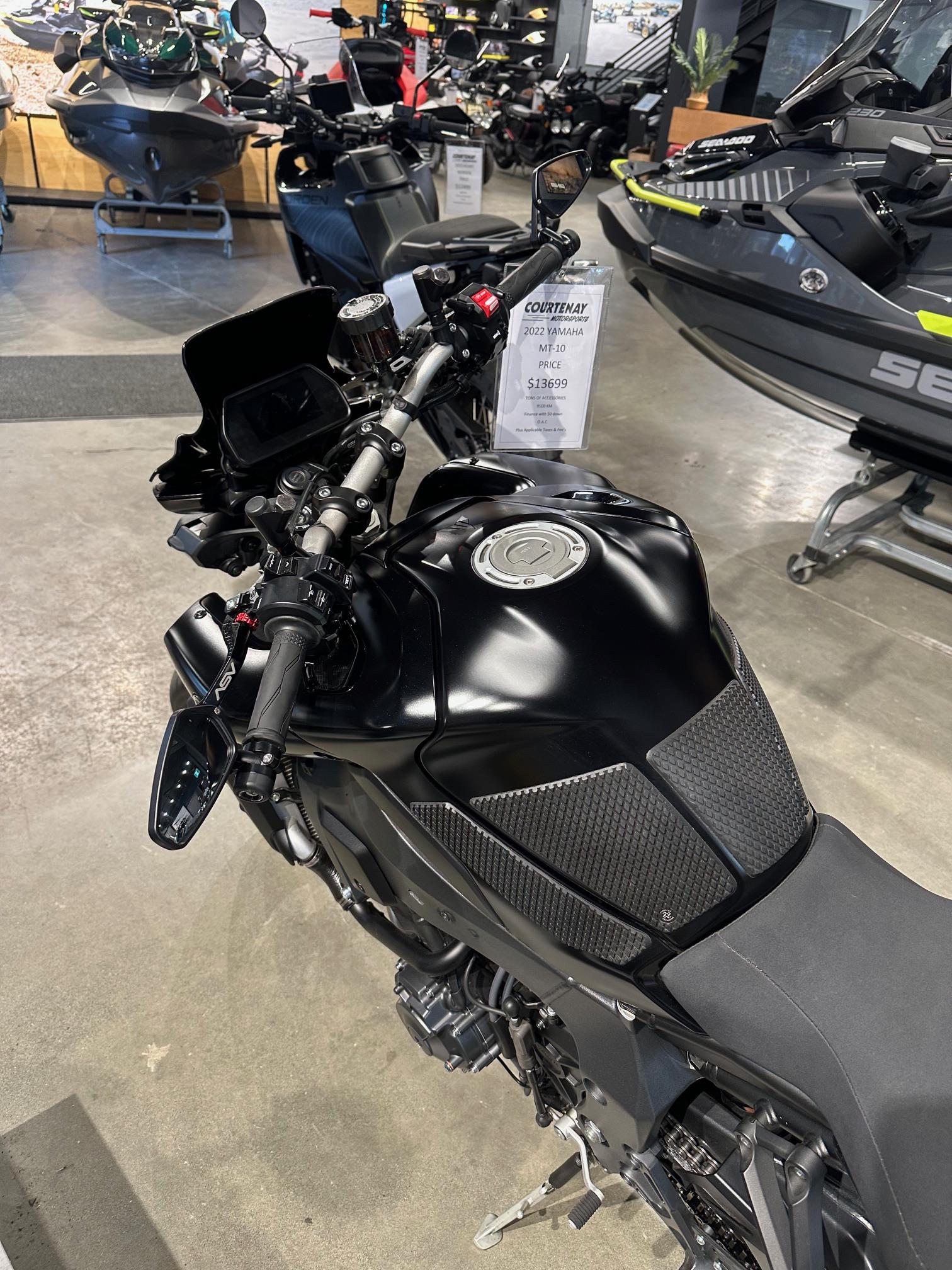 2022 Yamaha MT-10 - Photo 5