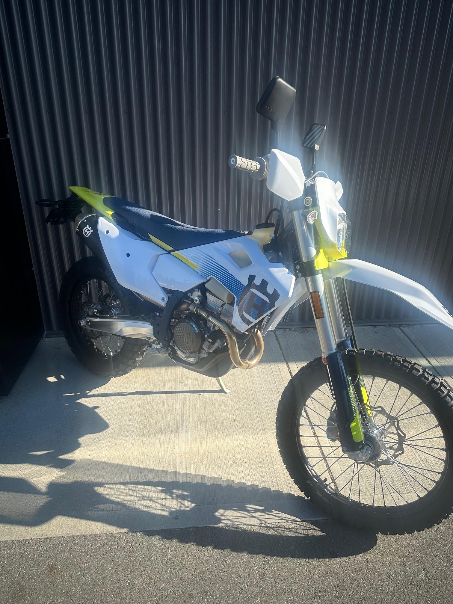 2024 Husqvarna Motorcycles FE 350 FE350S