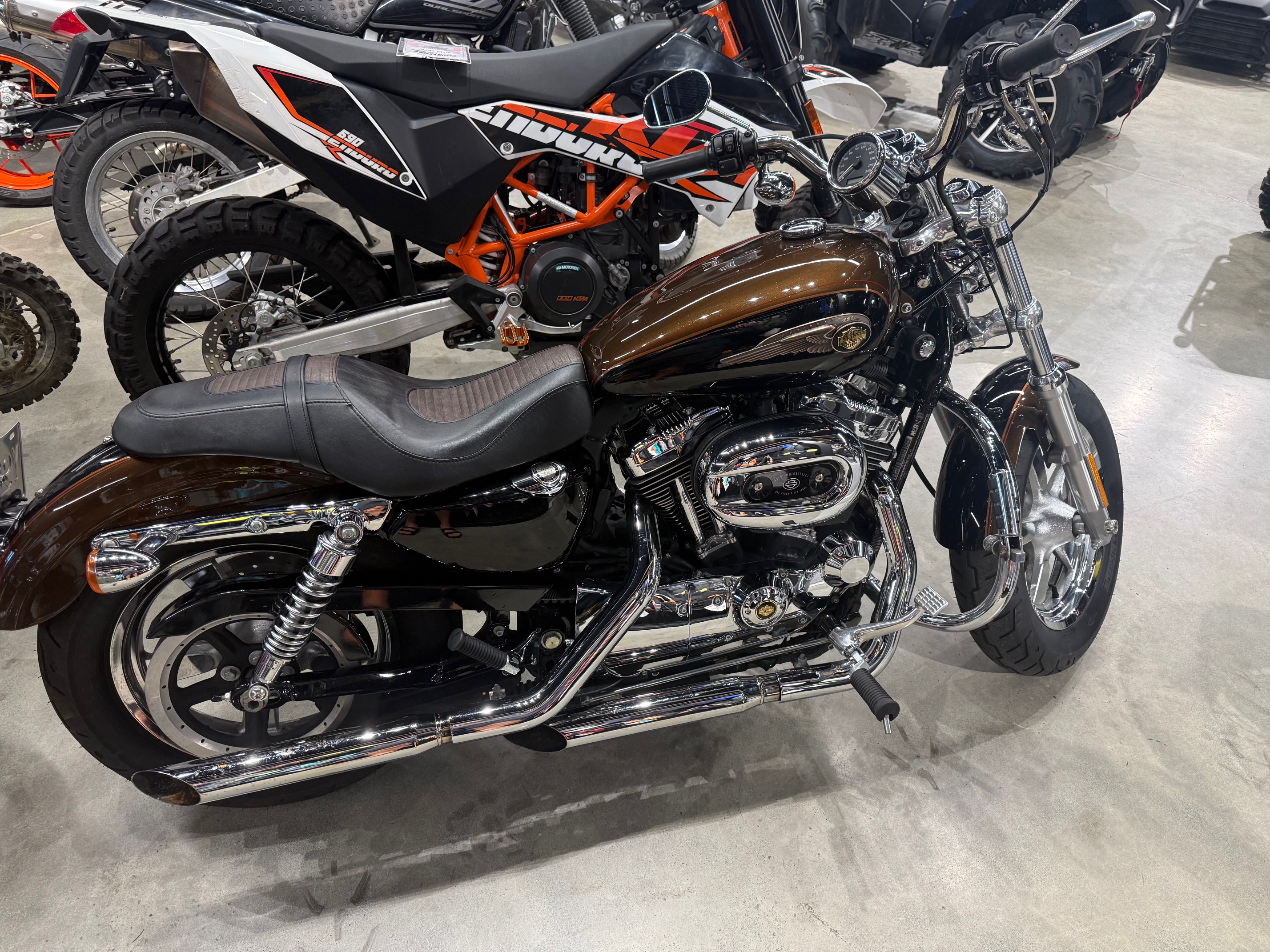 2013 Harley-Davidson® SPORTSTER 1200 ANNIVERSARY