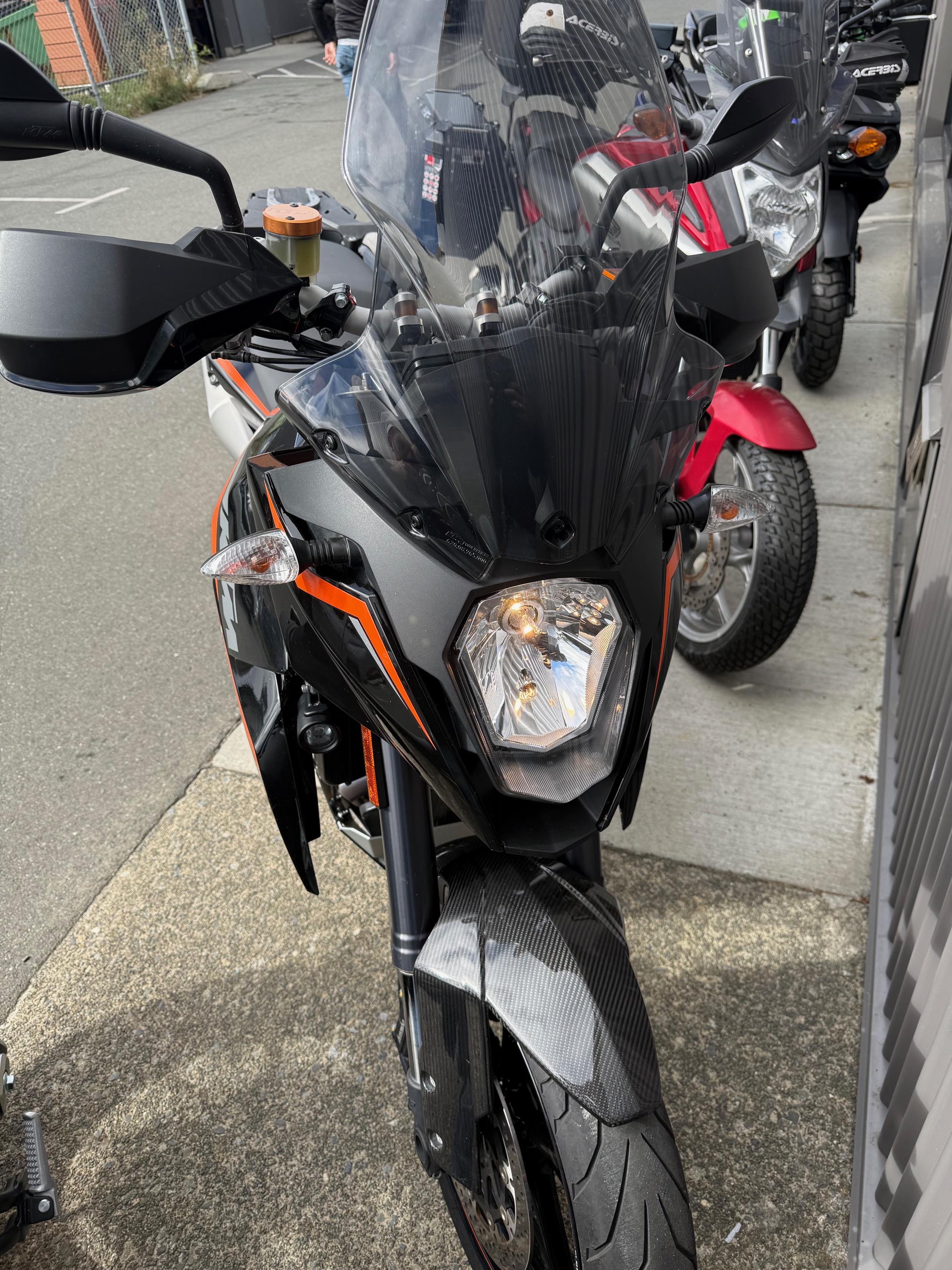 2013 KTM Super Moto 990 SMT ABS - Photo 6